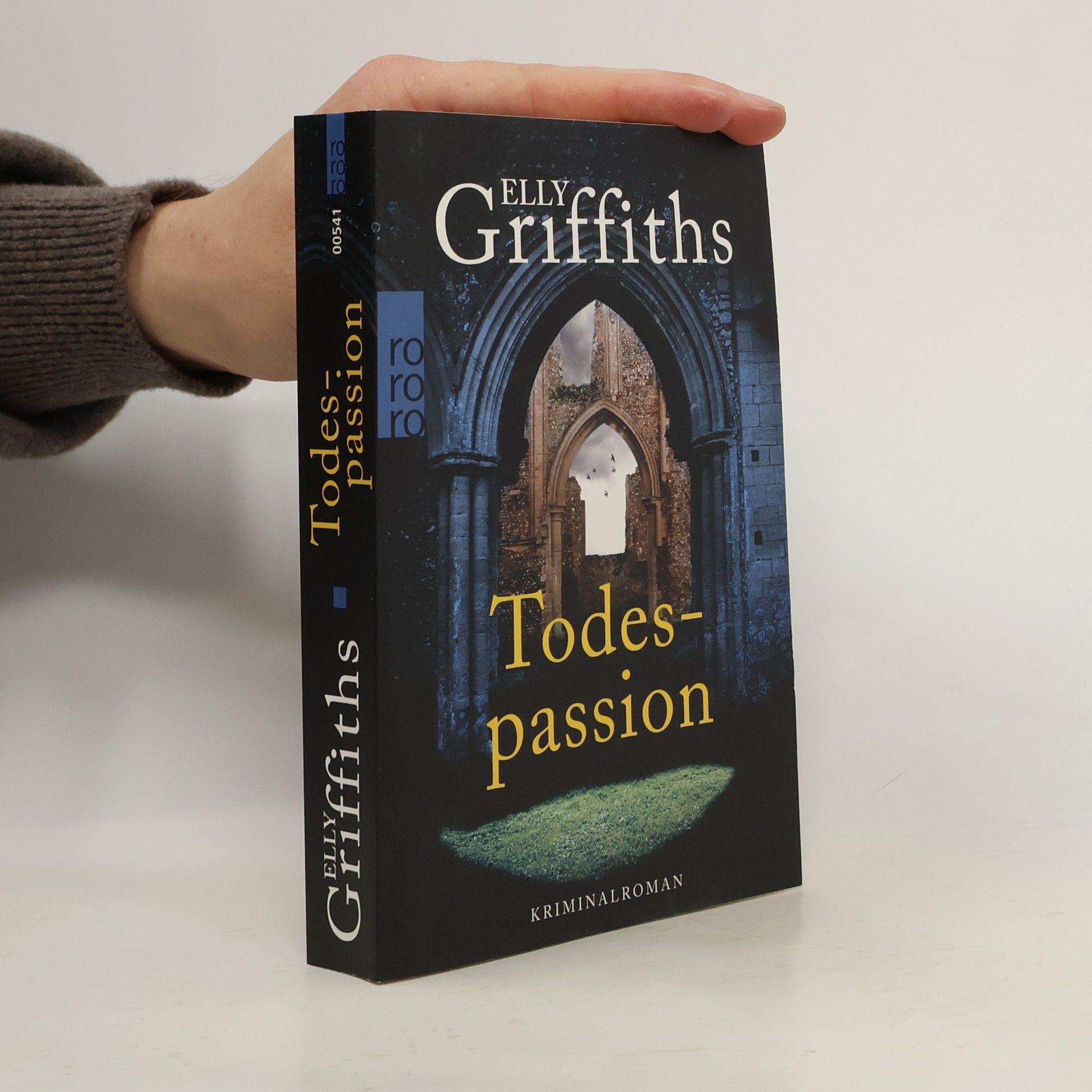 Elly Griffiths Todespassion