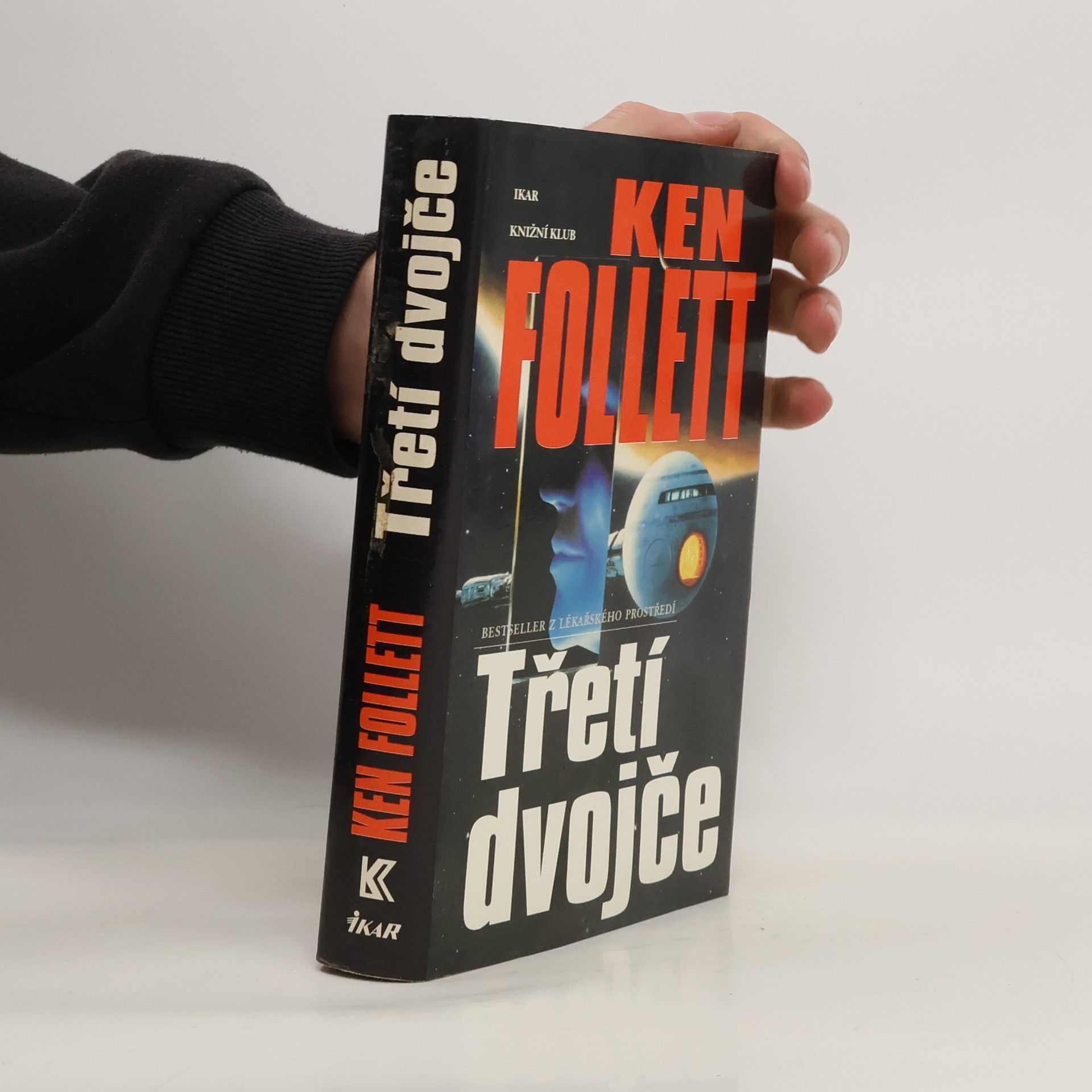 Ken Follett Třetí dvojče