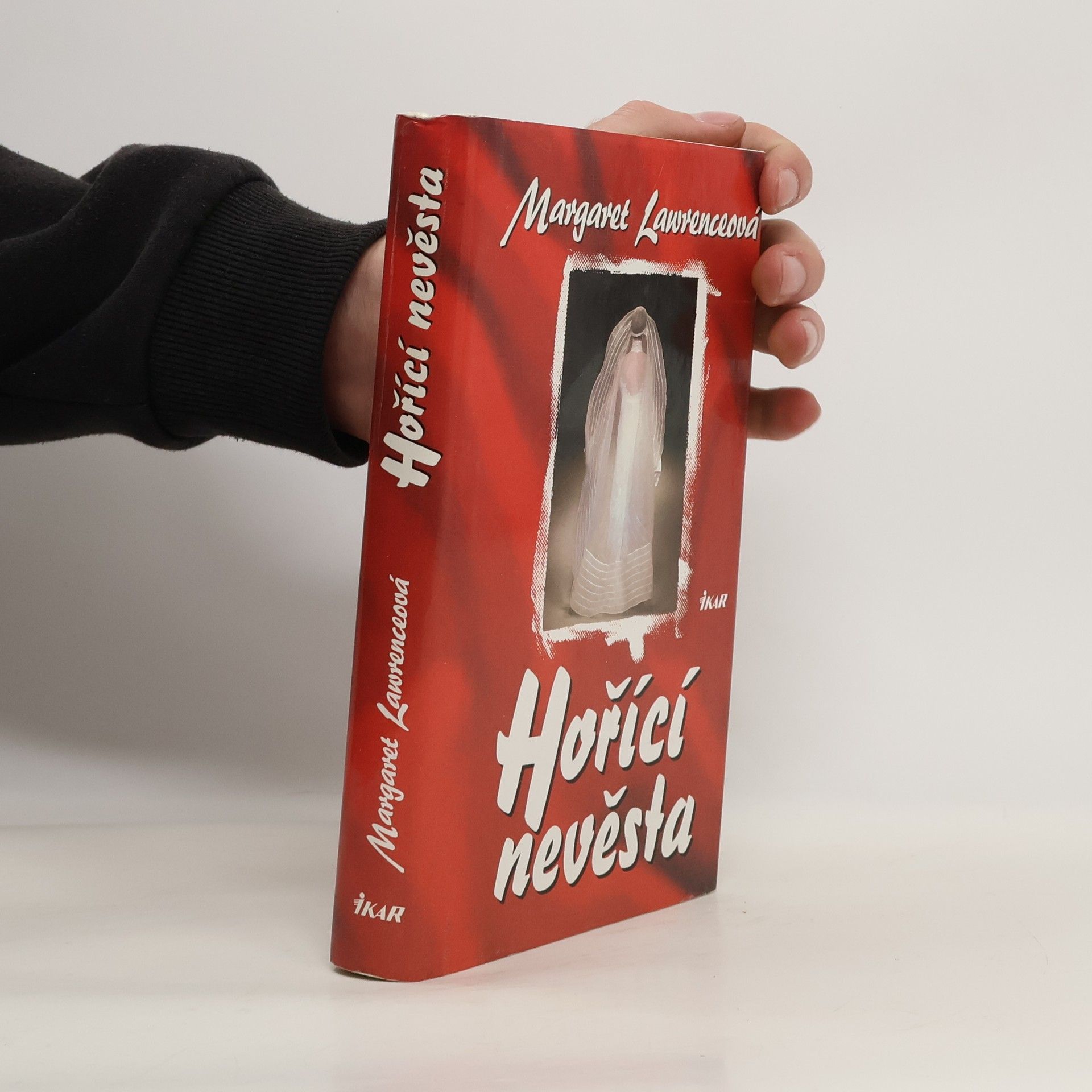 Margaret Margaret K. Lawrence Hořící nevěsta