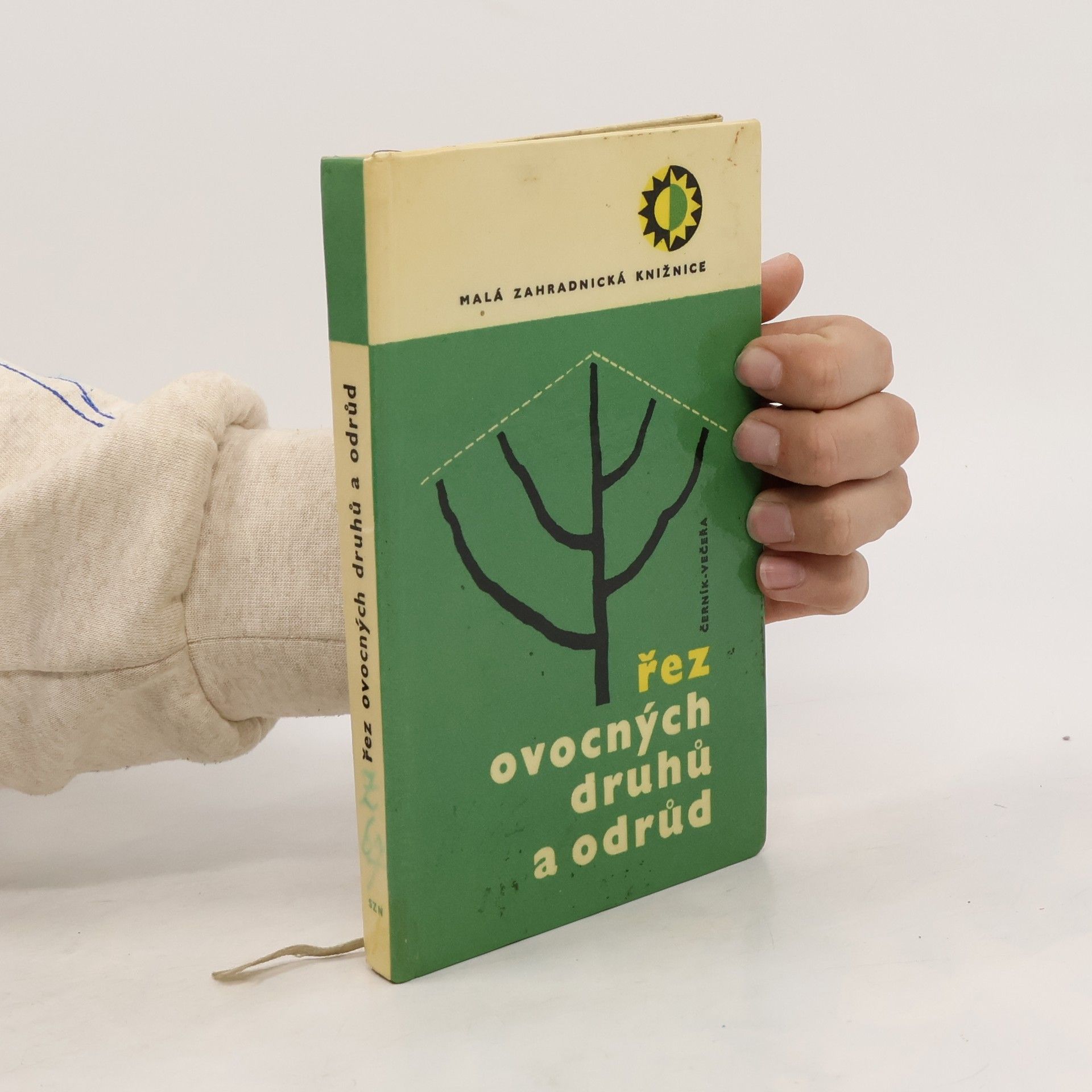 Řez ovocných druhů a odrůd