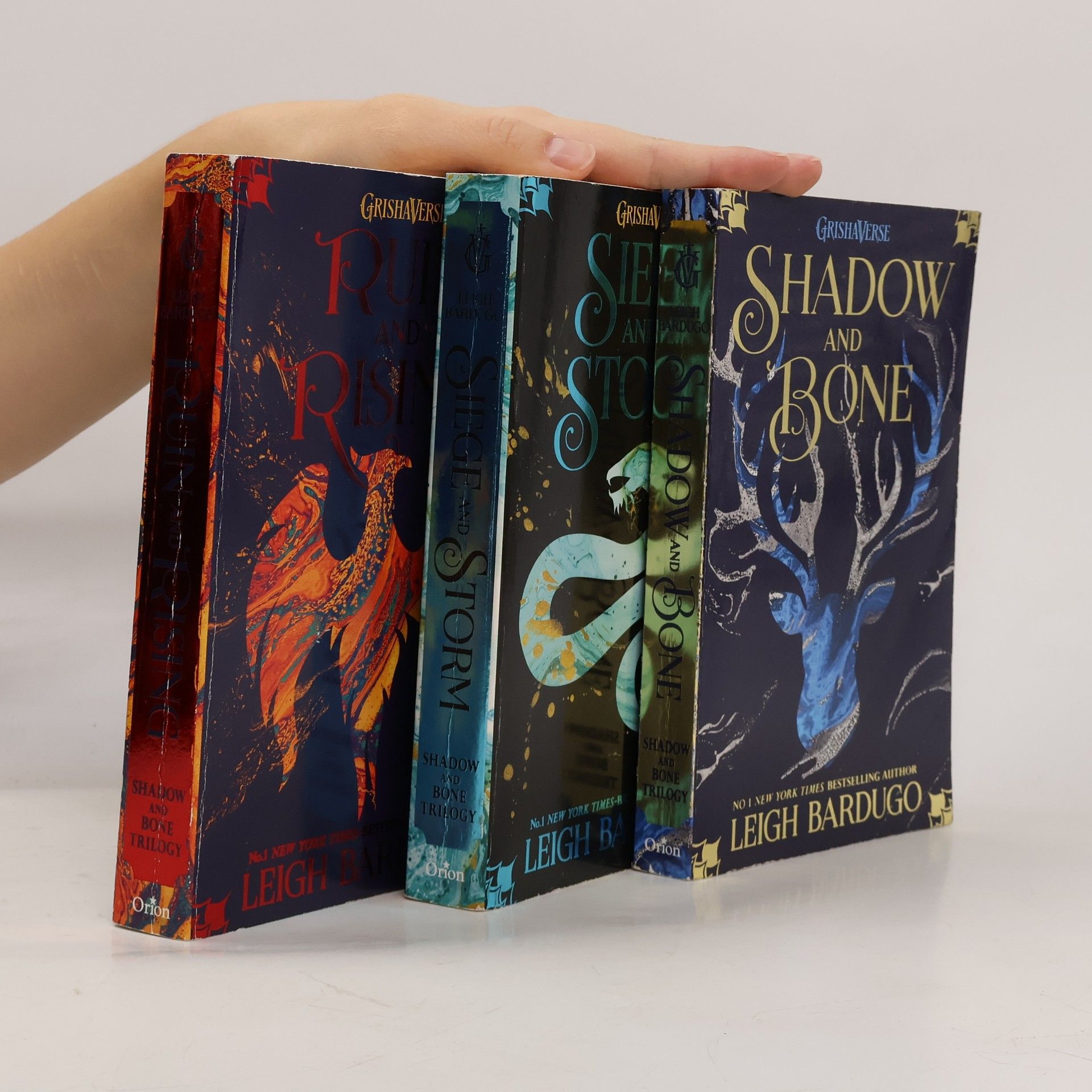 Leigh Bardugo Shadow and Bone 1-3