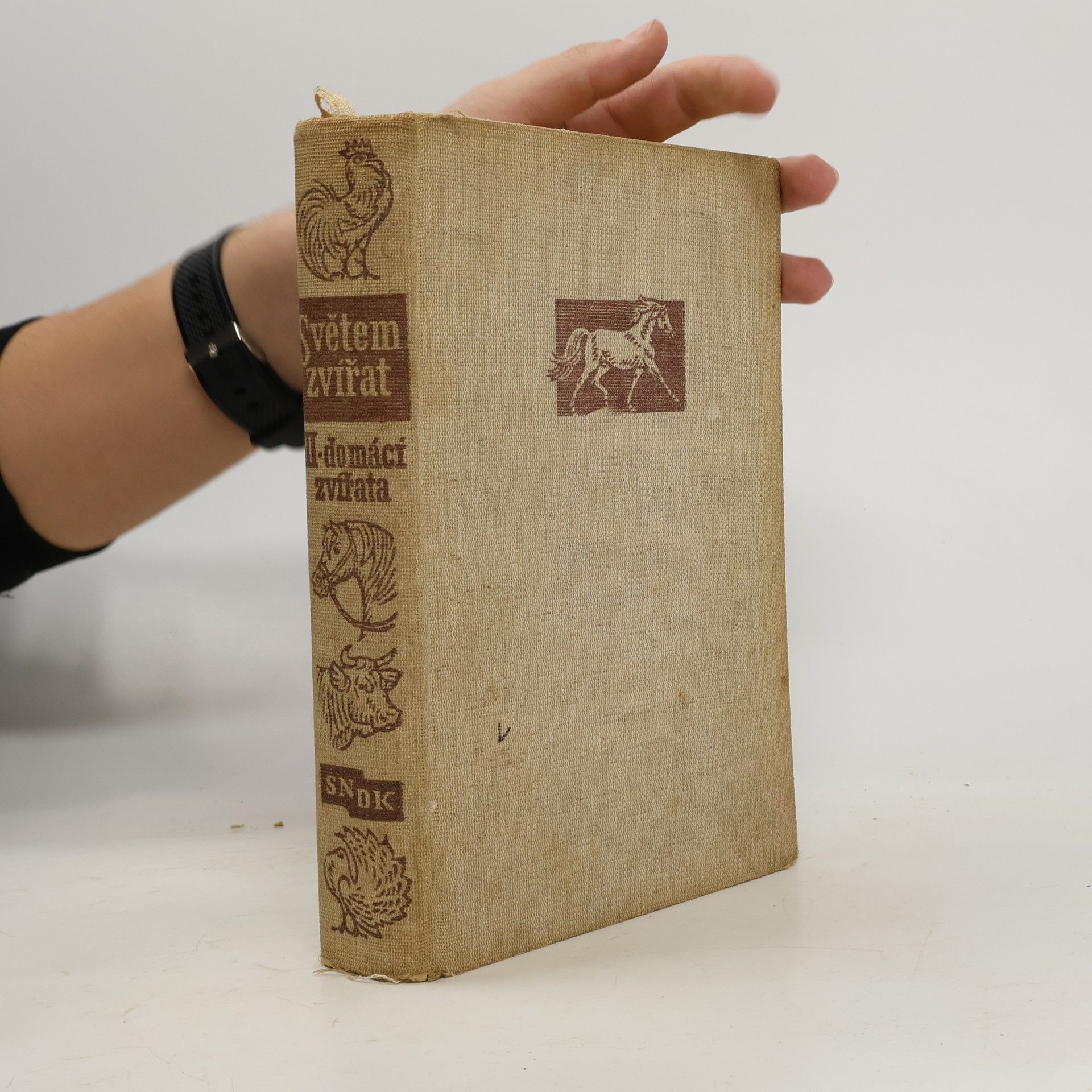 AA.VV. Světem zvířat. III. Díl. Domácí zvířata