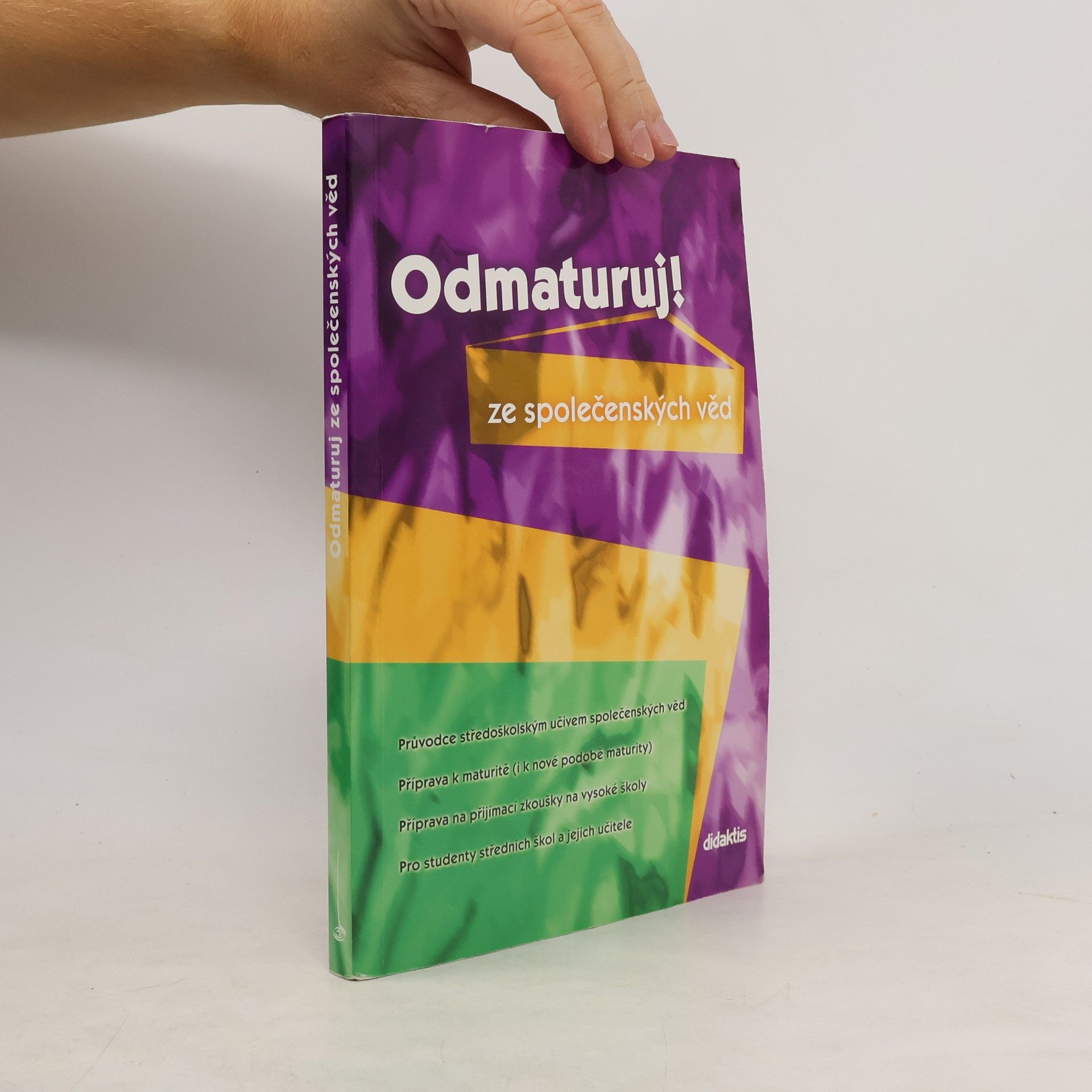 Autorenkollektiv Odmaturuj! ze společenských věd