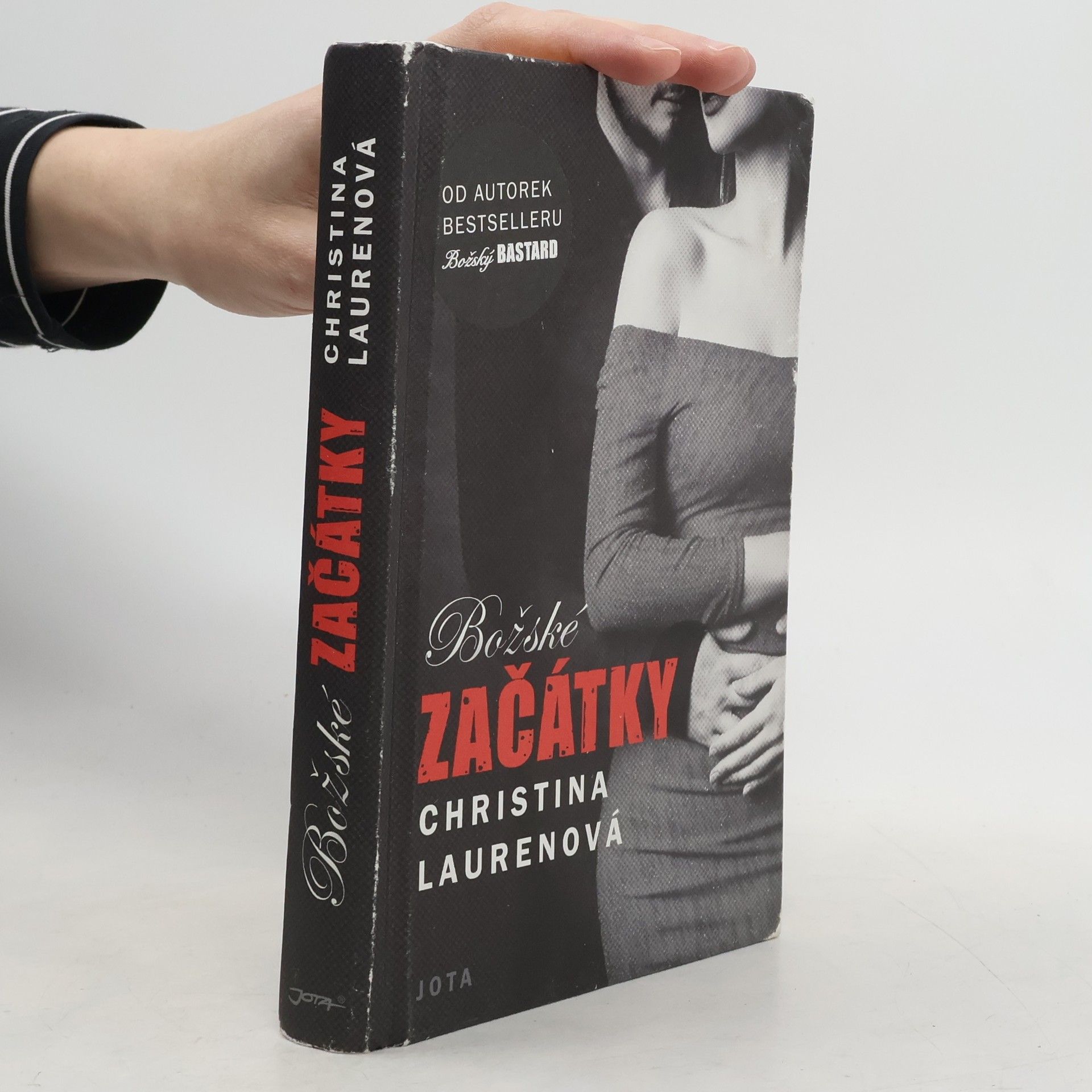 Christina Lauren Božské začátky