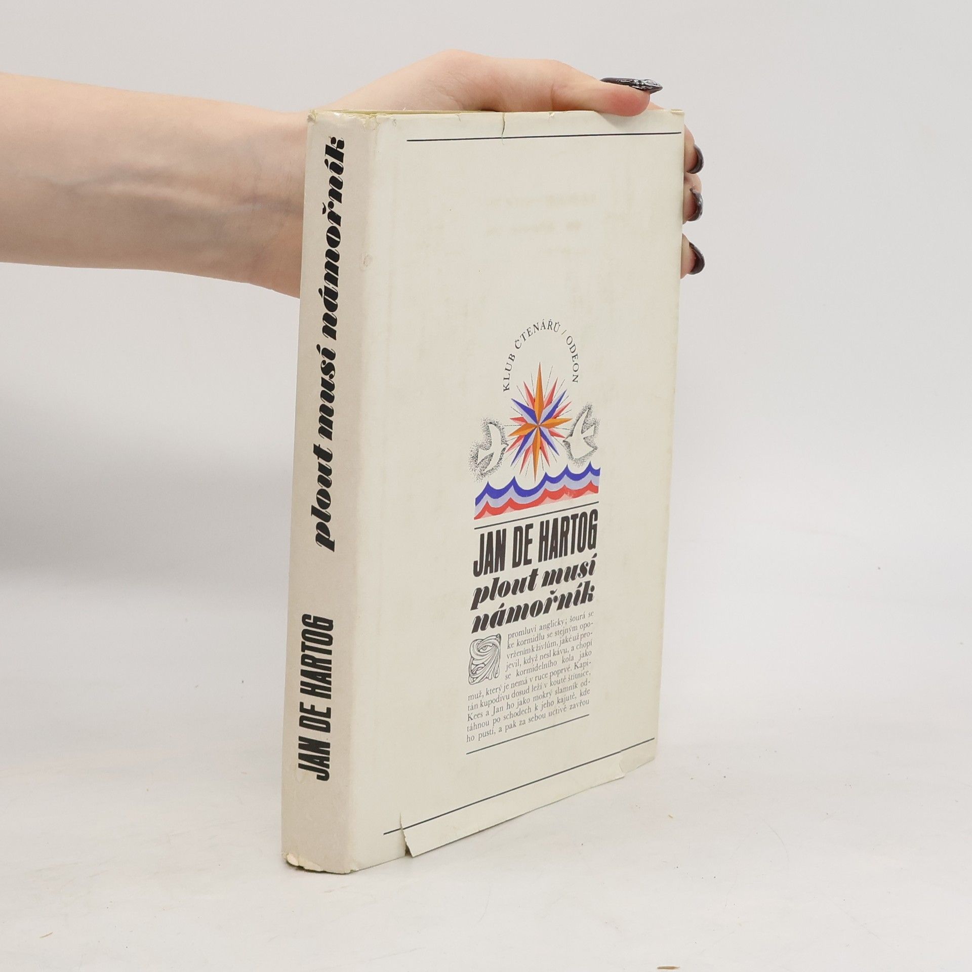 Plout musí námořník