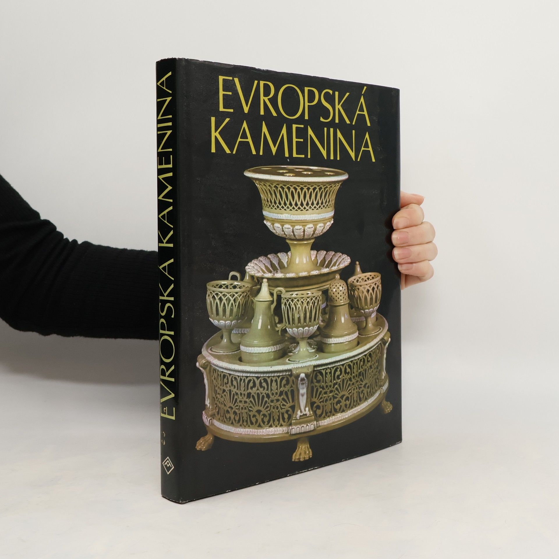 Jana Kybalová Evropská kamenina