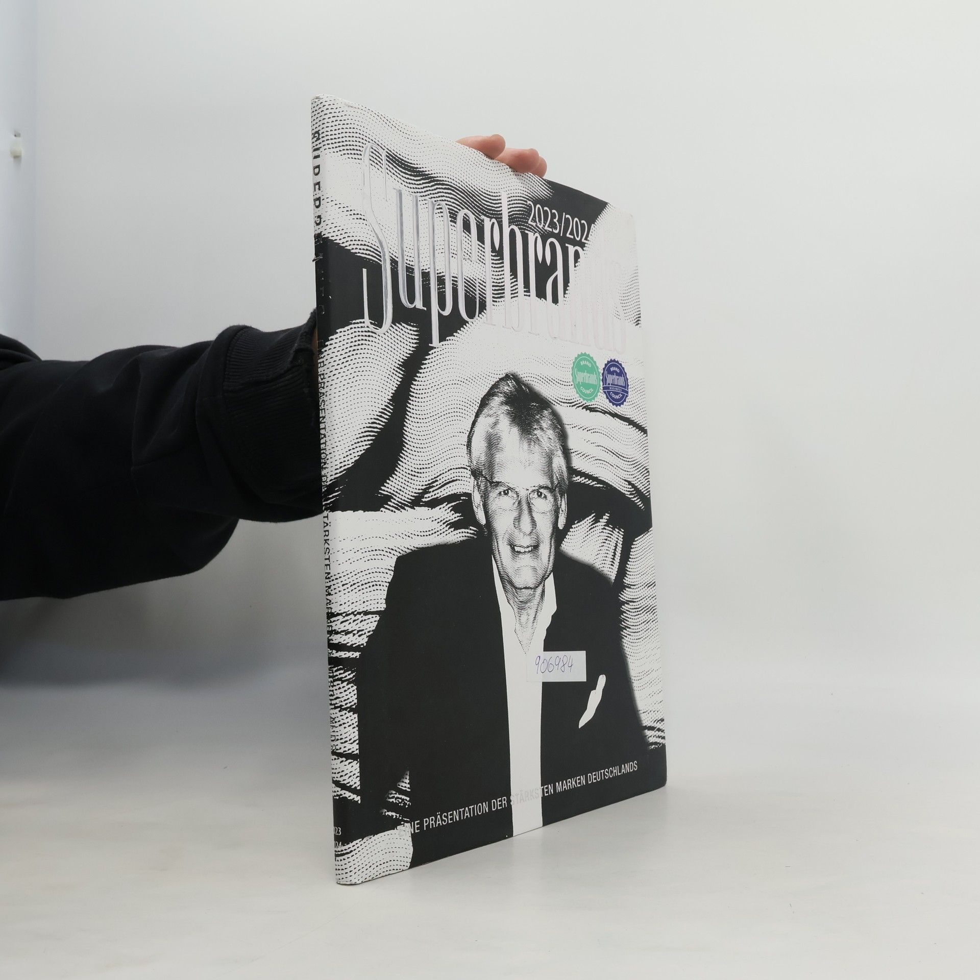 Collectif d'auteurs Superbrands 2023/2024