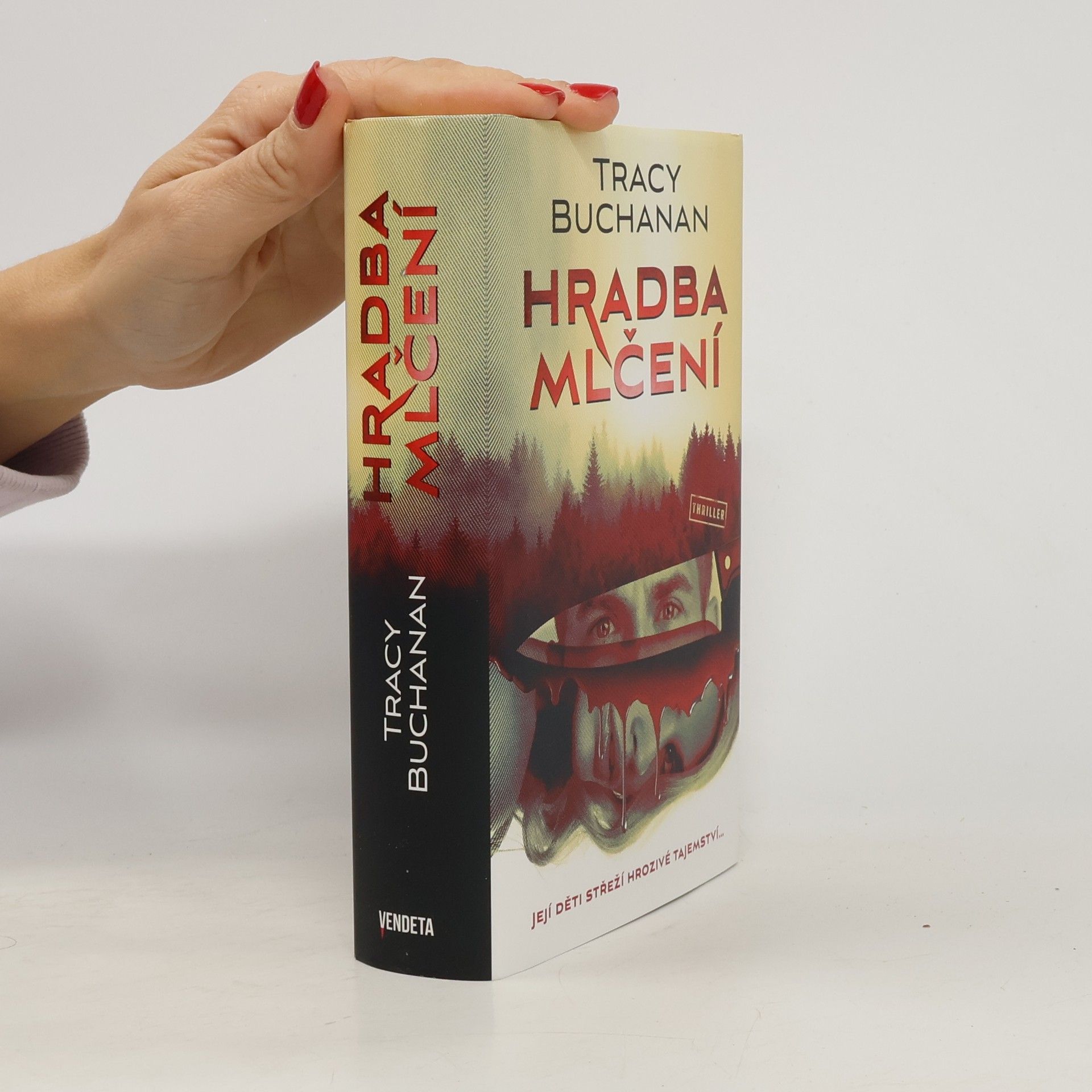 Tracy Buchanan Hradba mlčení