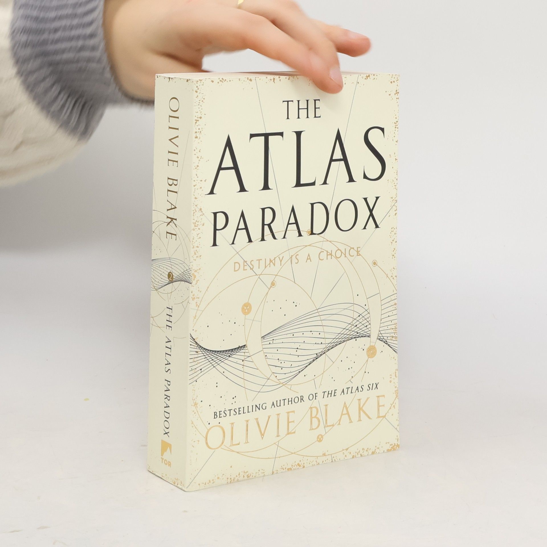 Olivie Blake The Atlas Paradox