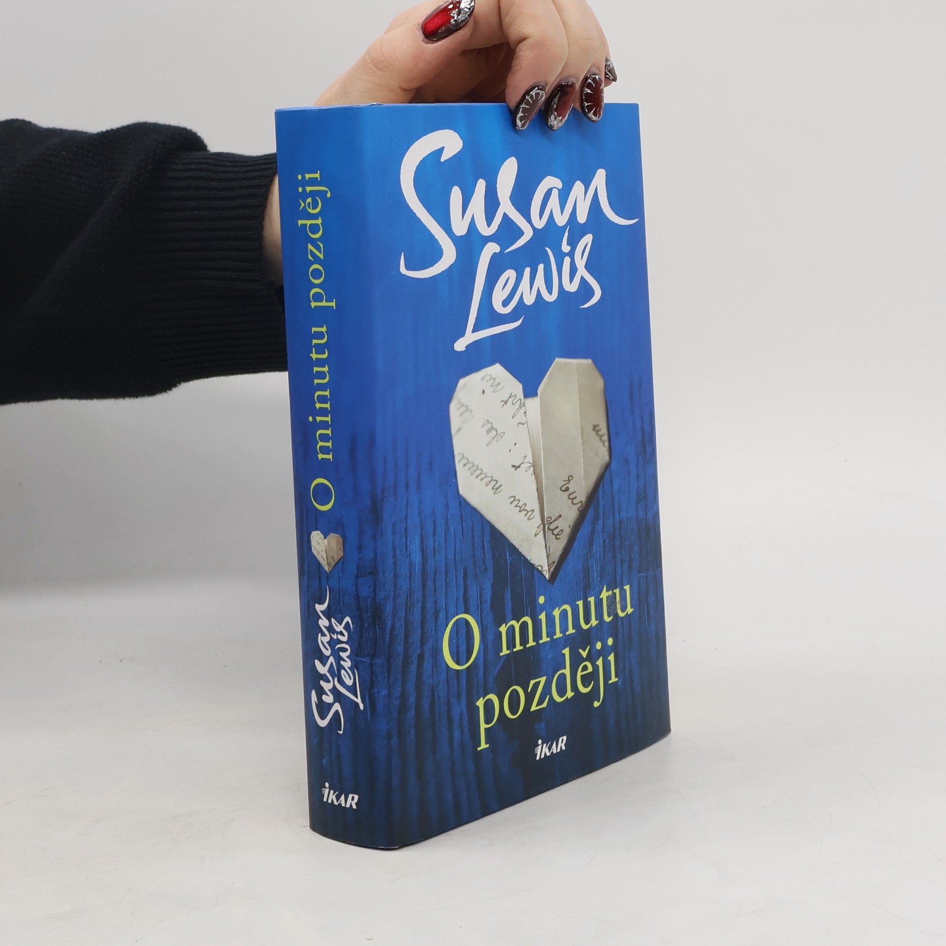 Susan Lewis O minutu později