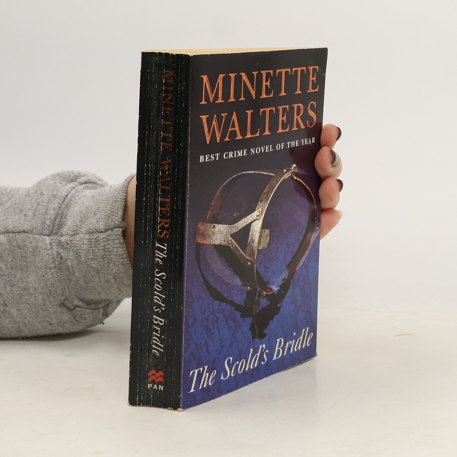 Minette Walter The Scold's Bridle