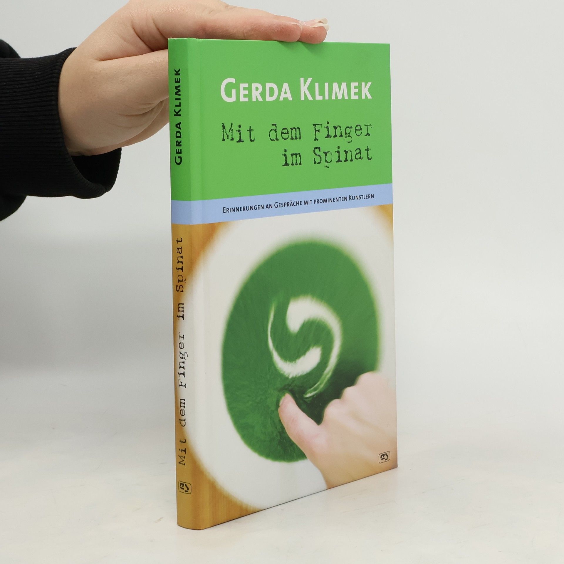 Mit dem Finger im Spinat