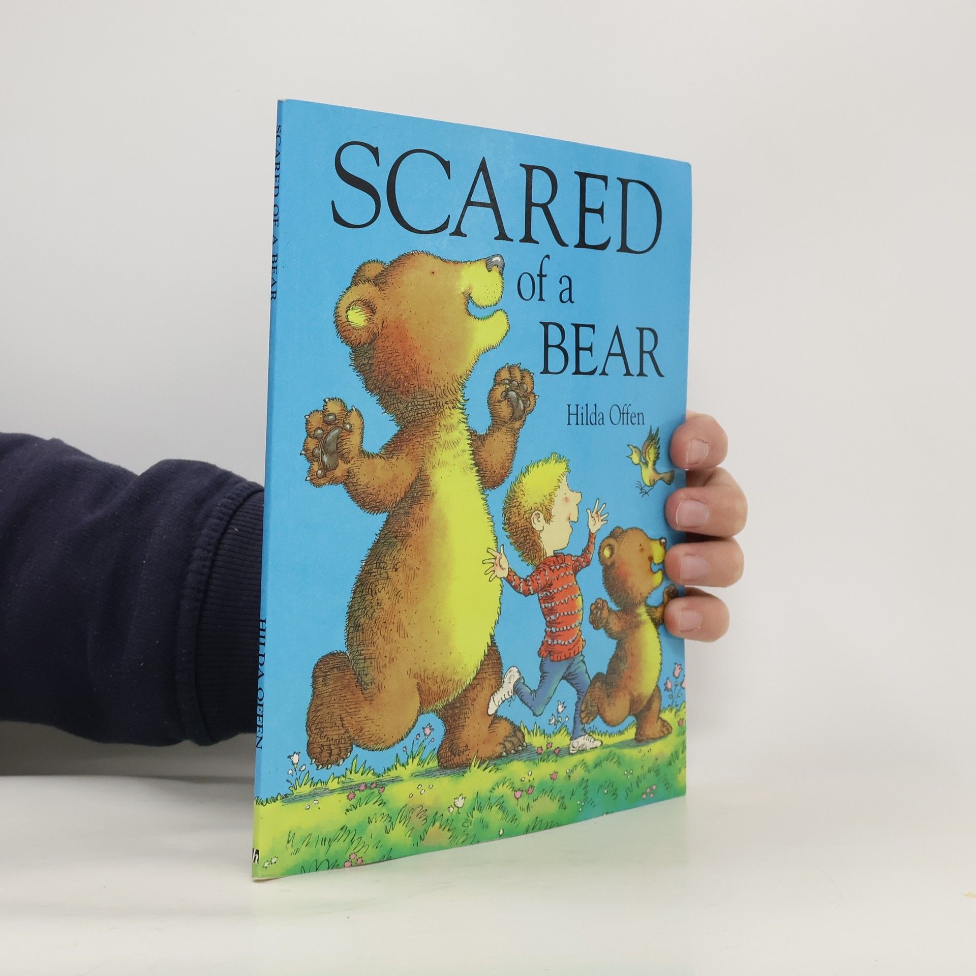 Hilda Offen Scared of a Bear