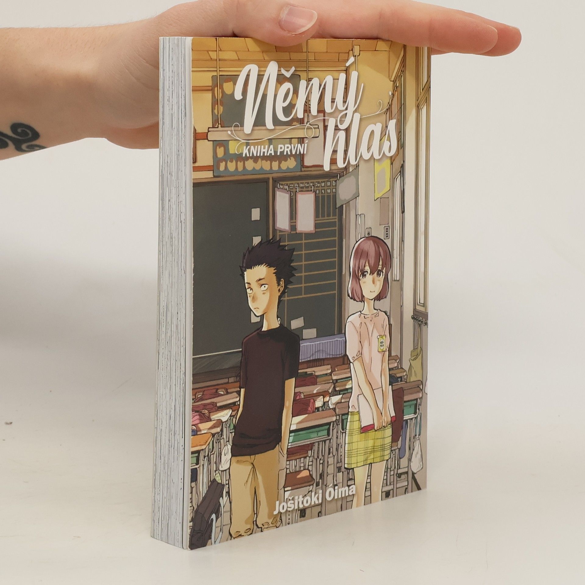 Němý hlas: Kniha první