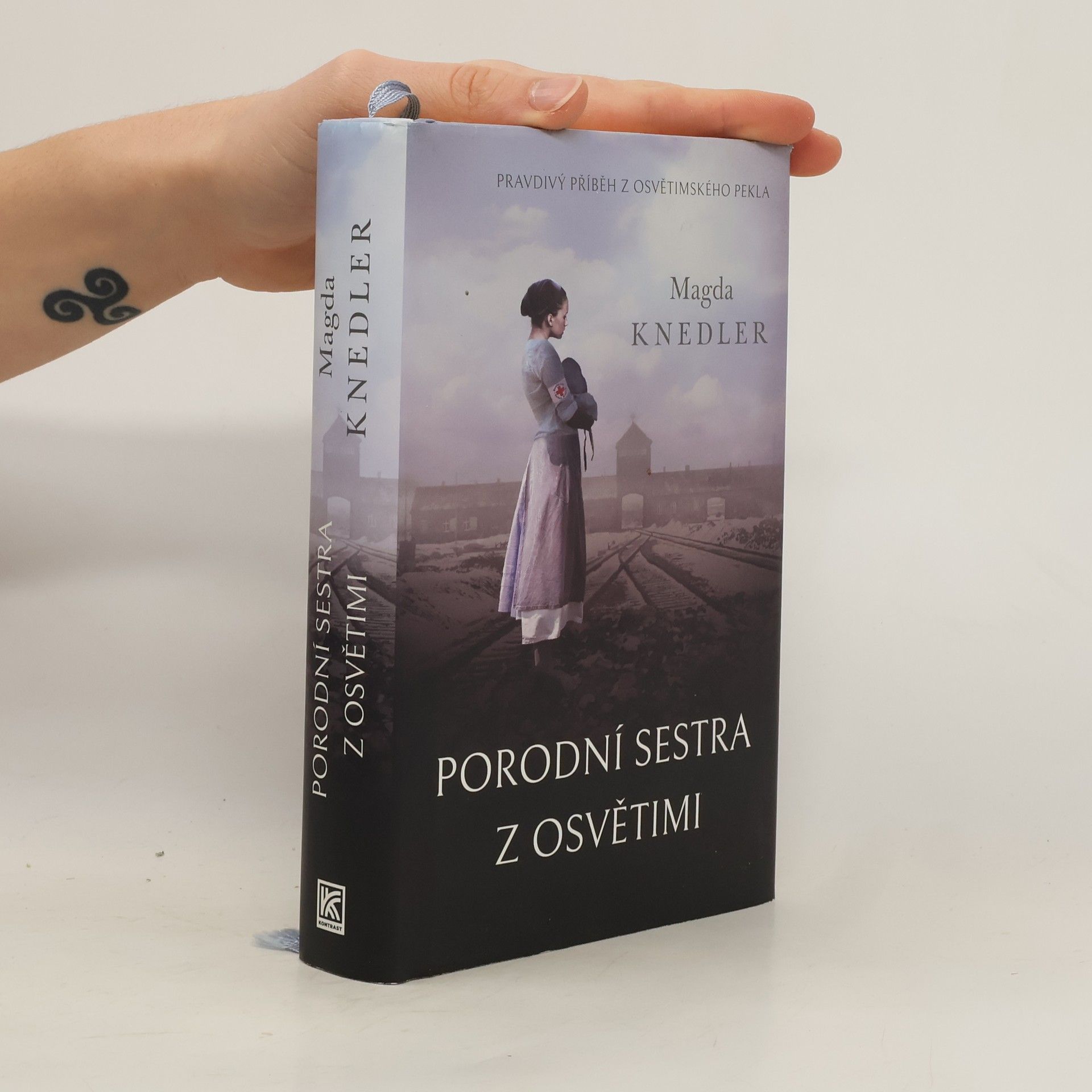 Magdalena Knedler Porodní sestra z Osvětimi