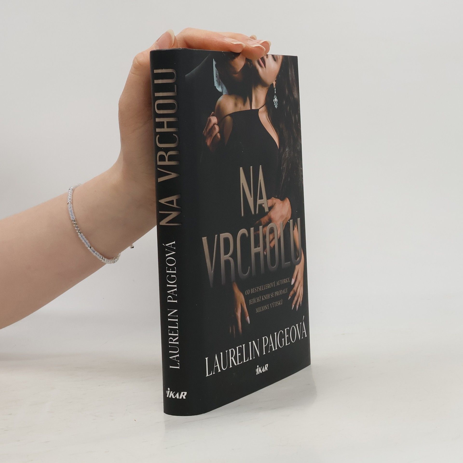 Laurelin Paige Na vrcholu