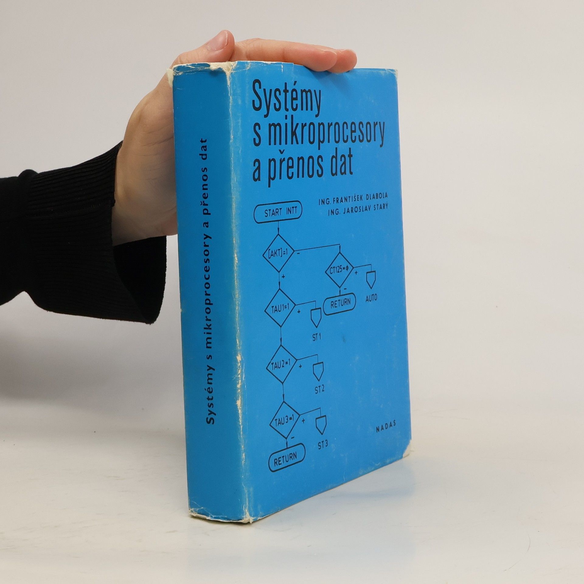 Jaroslav Starý Systém s mikroprocesory a přenos dat