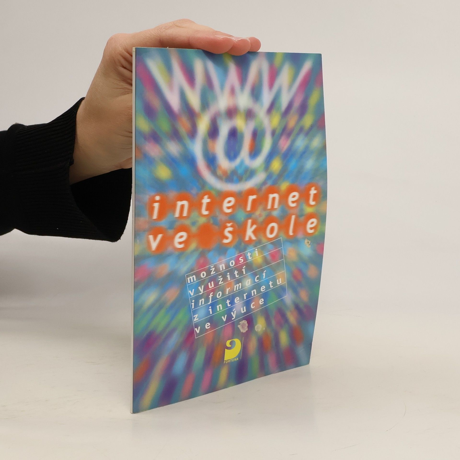 Jaroslav Kusala Internet ve škole : možnosti využití informací z internetu ve výuce