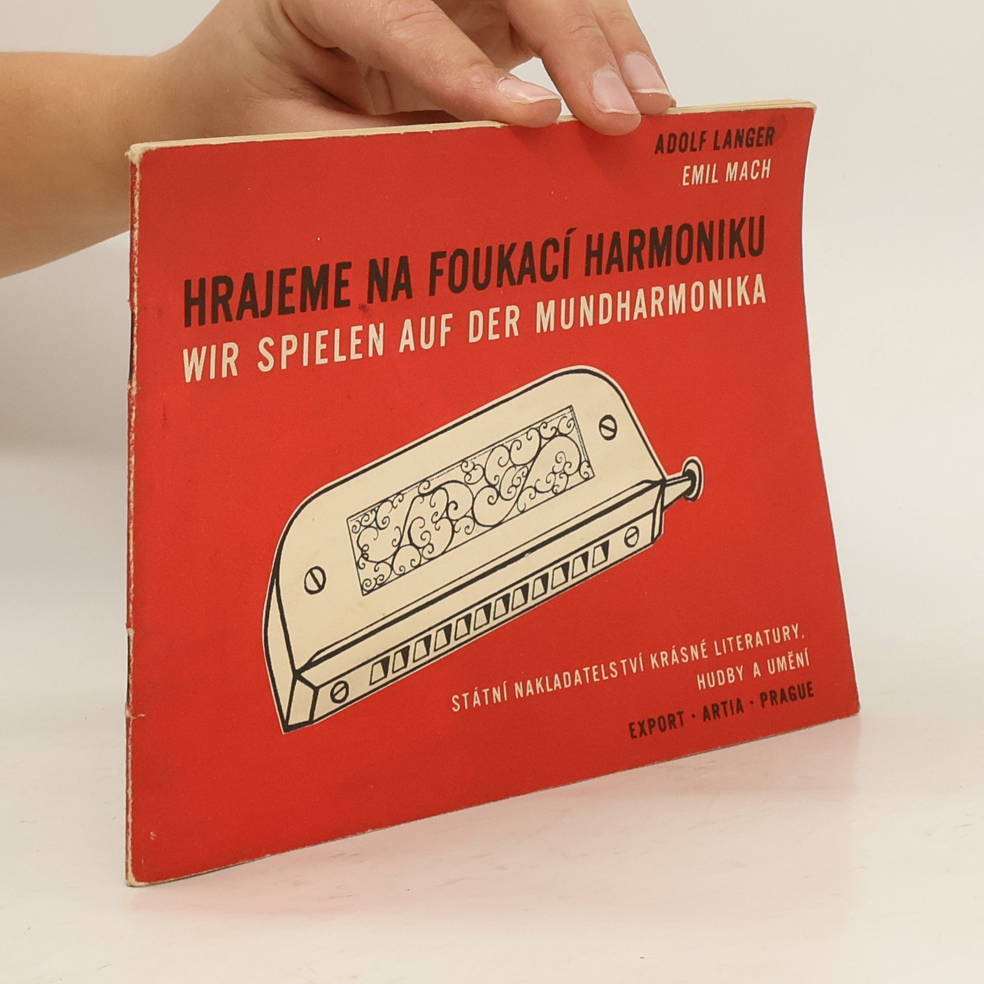 Hrajeme na foukací harmoniku