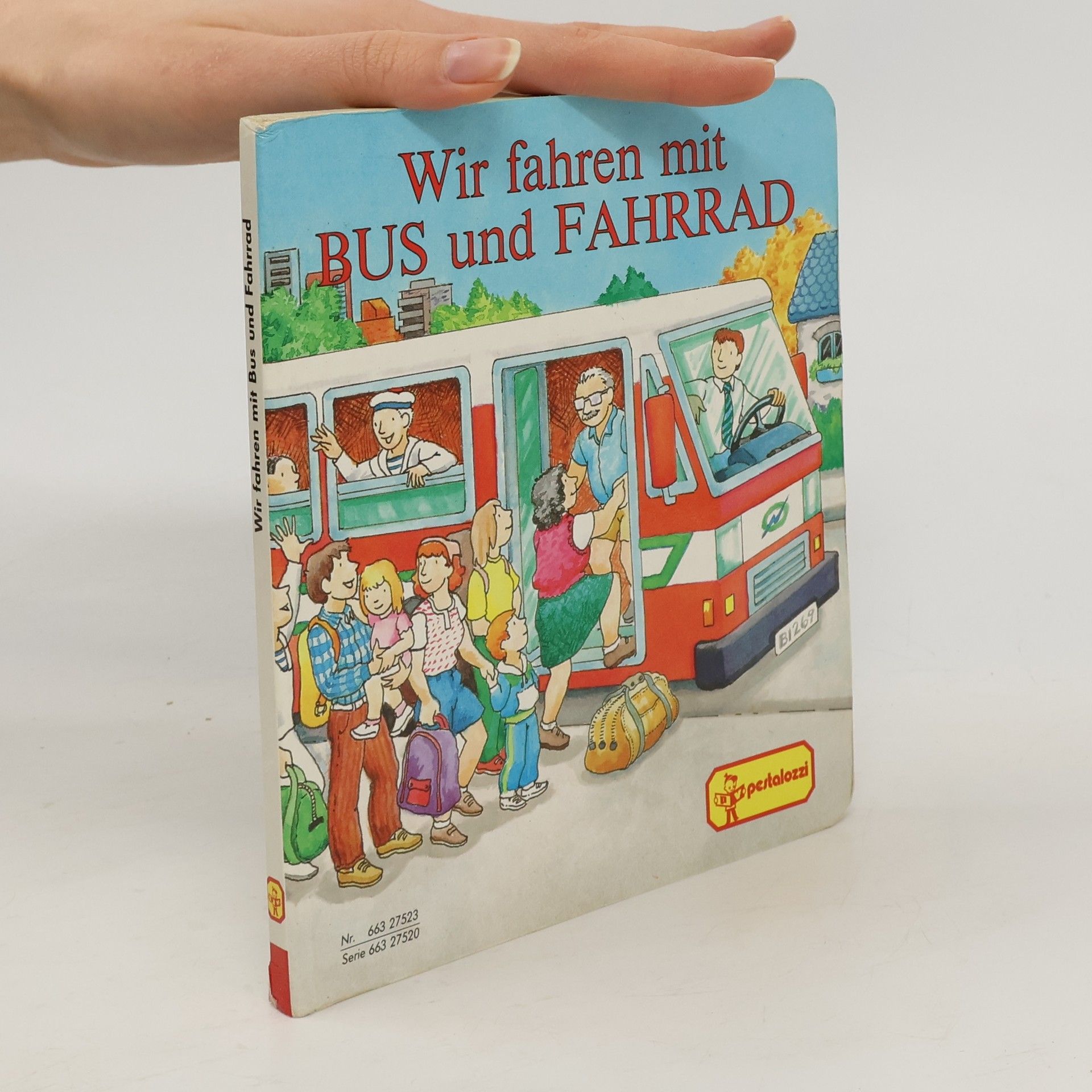 Marida Brinkworth Wir fahren mit Bus und Fahrrad