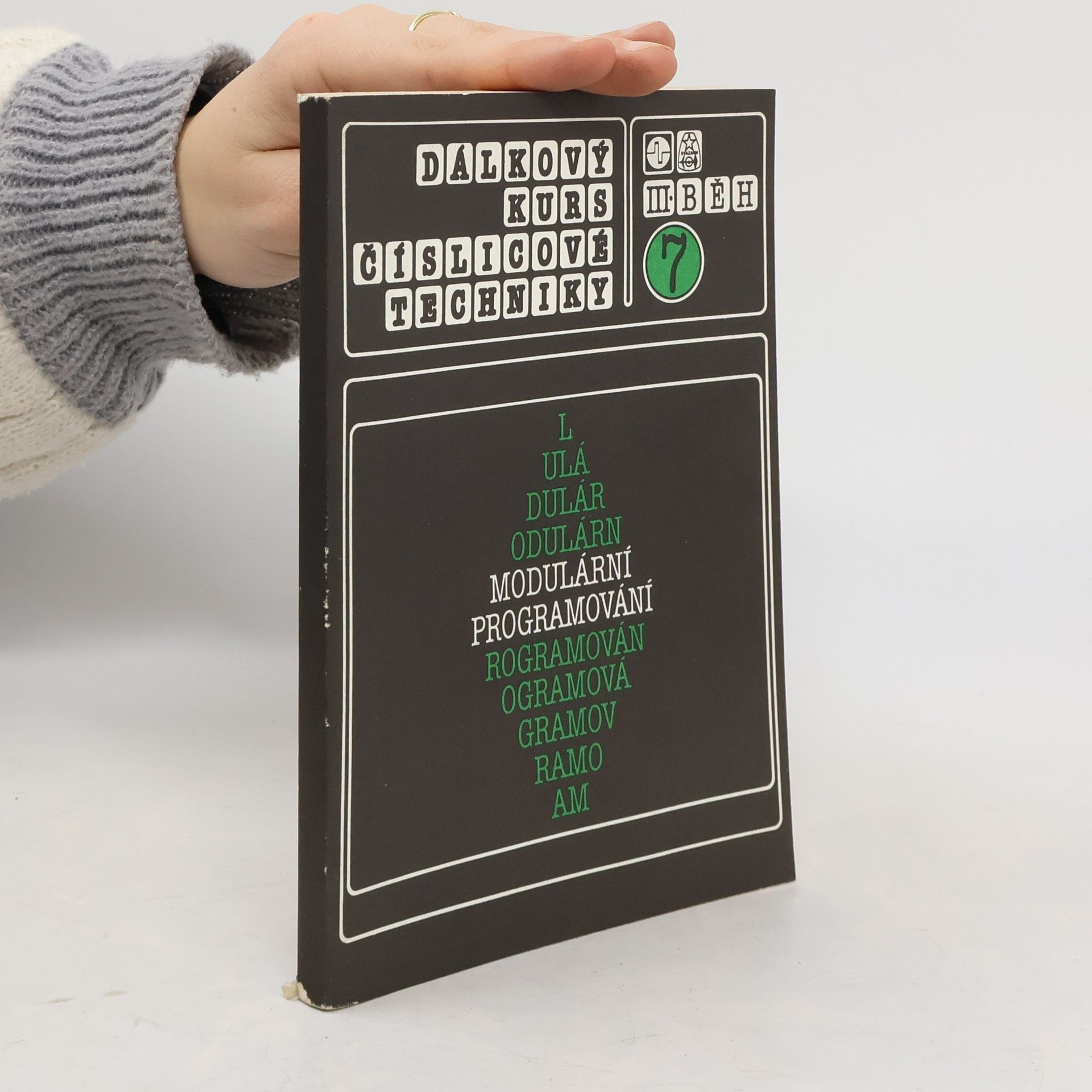 Collectif d'auteurs Dálkový kurs číslicové techniky 7