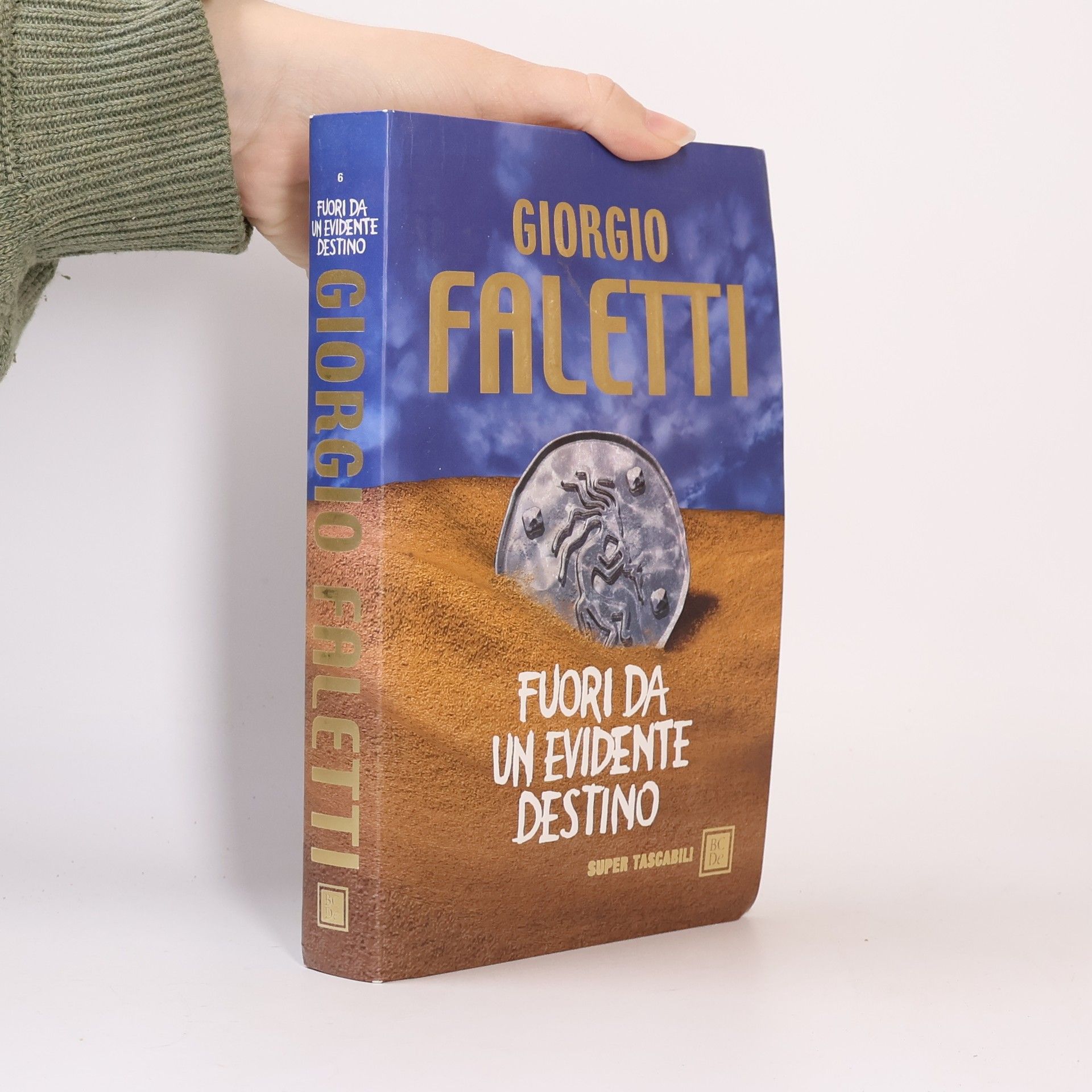 Fuori da un evidente destino