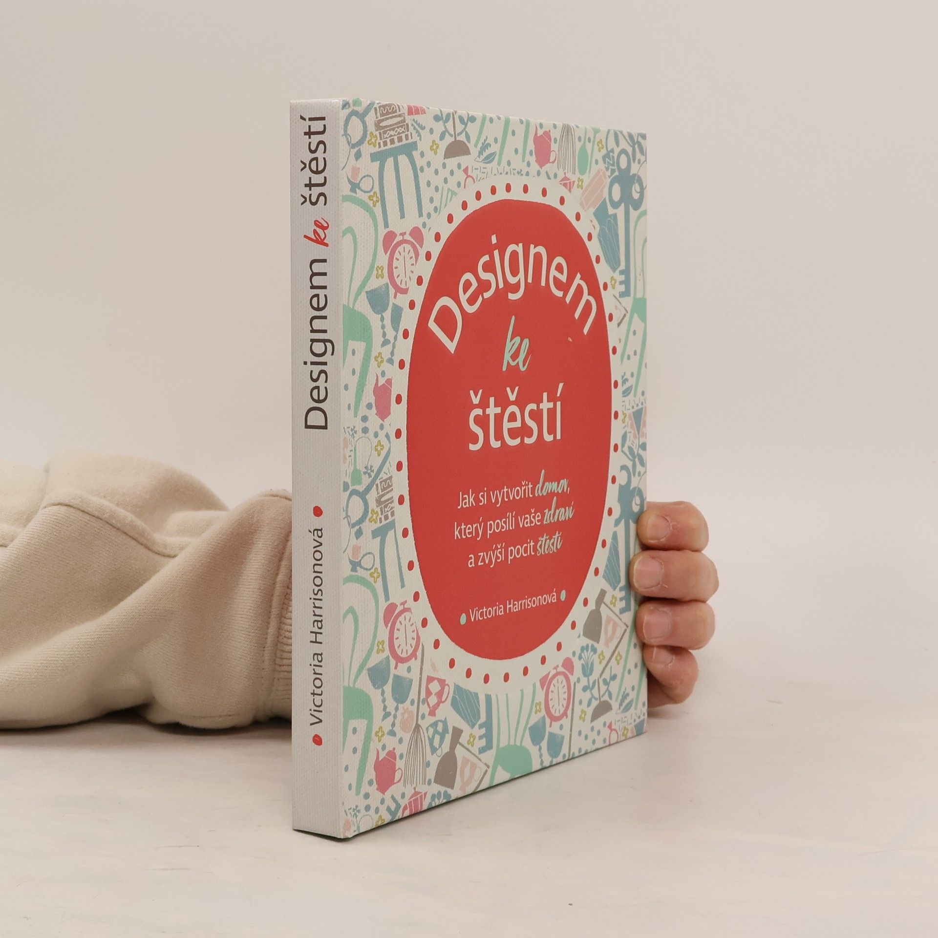 Victoria Harrison Designem ke štěstí