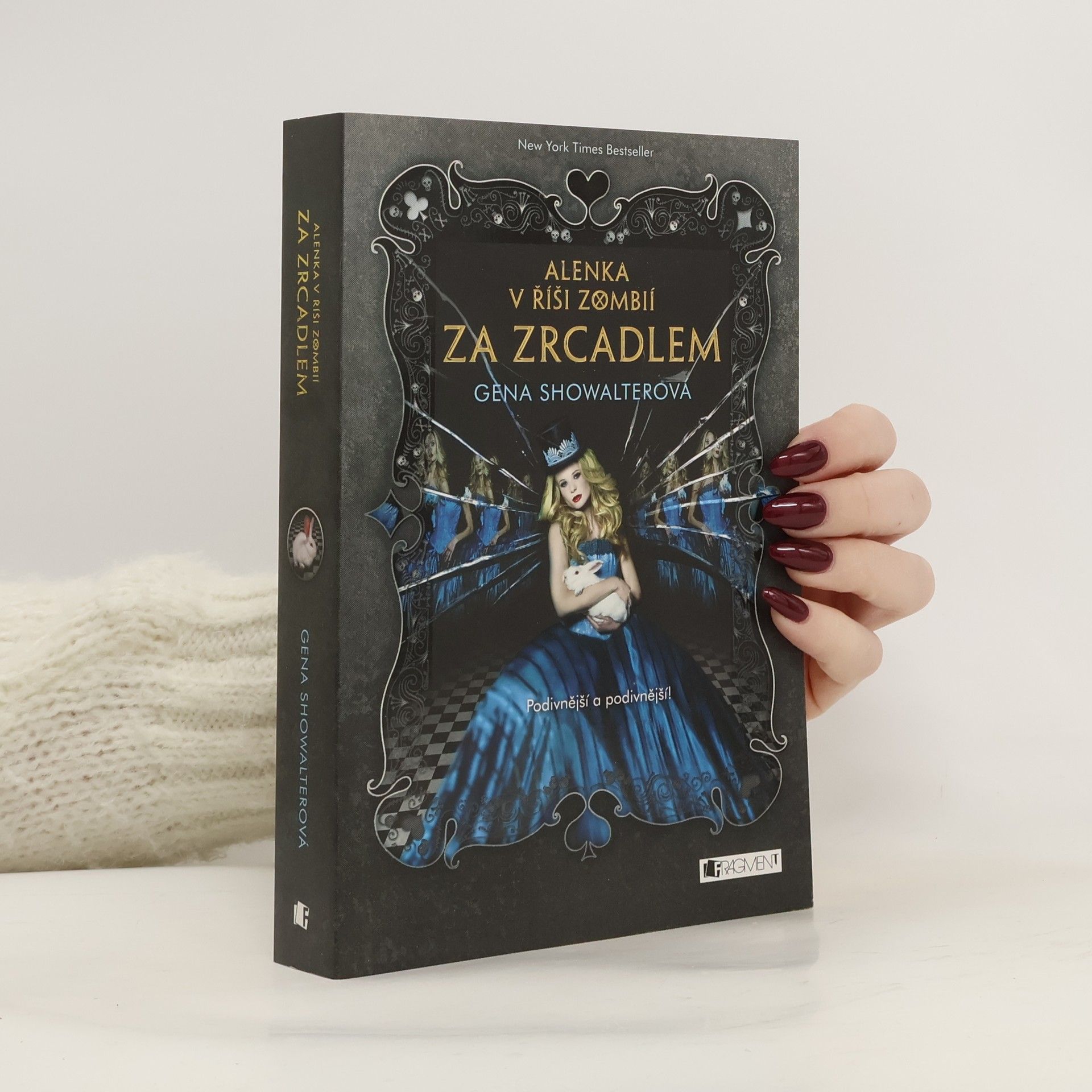 Alenka v říši zombií za zrcadlem