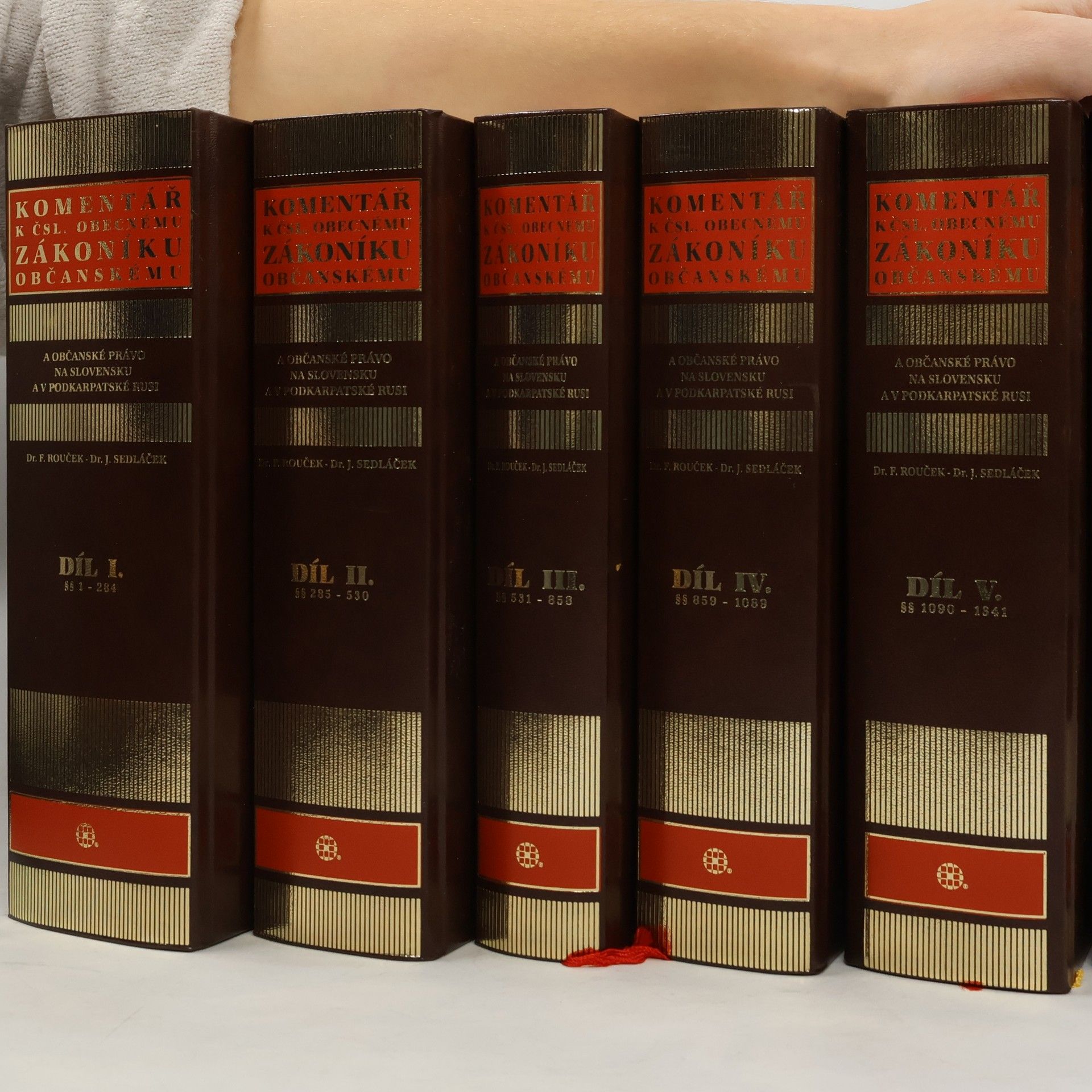 Rouček František Komentář k Československému obecnému zákoníku občanskému a občanské právo platné na Slovensku a v Podkarpatské Rusi. I-V