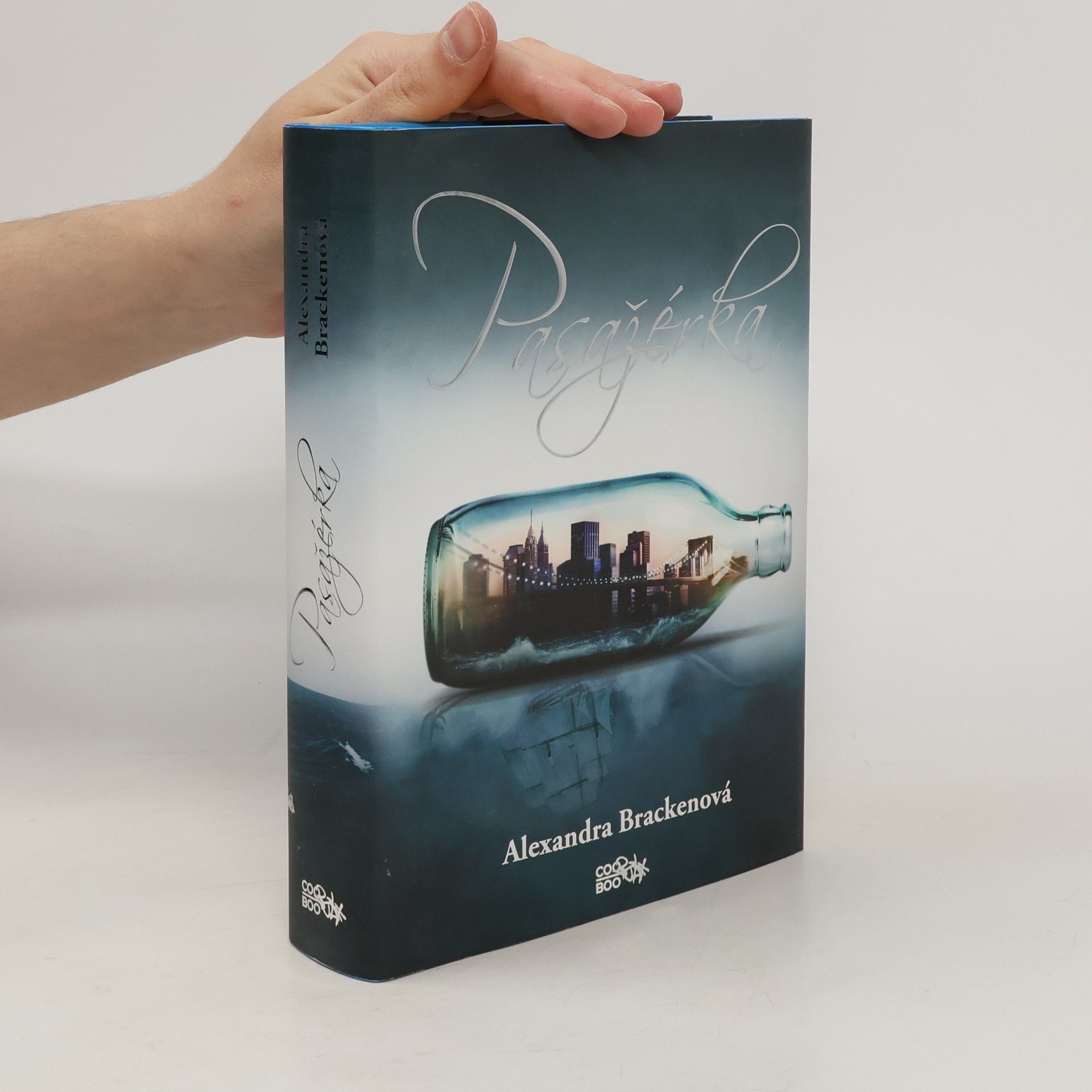 Alexandra Bracken Pasažérka