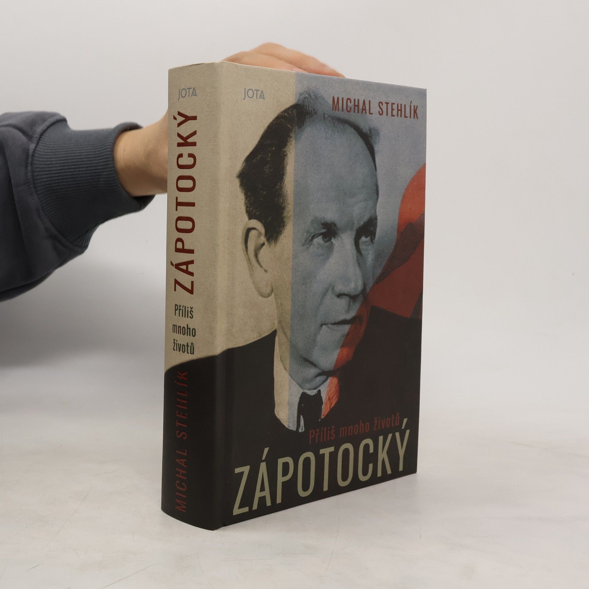 Příliš mnoho životů. Zápotocký