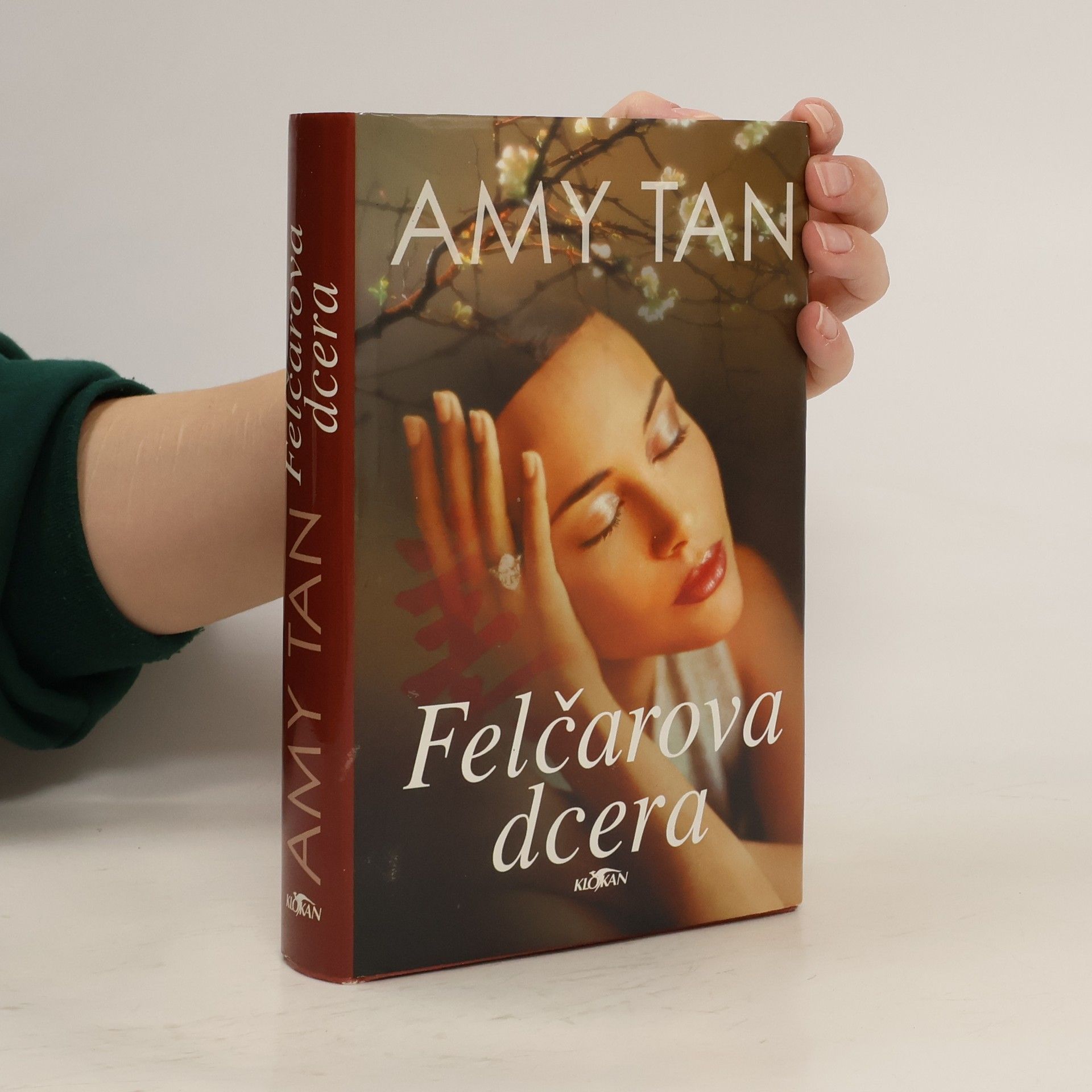 Amy Tan Felčarova dcera
