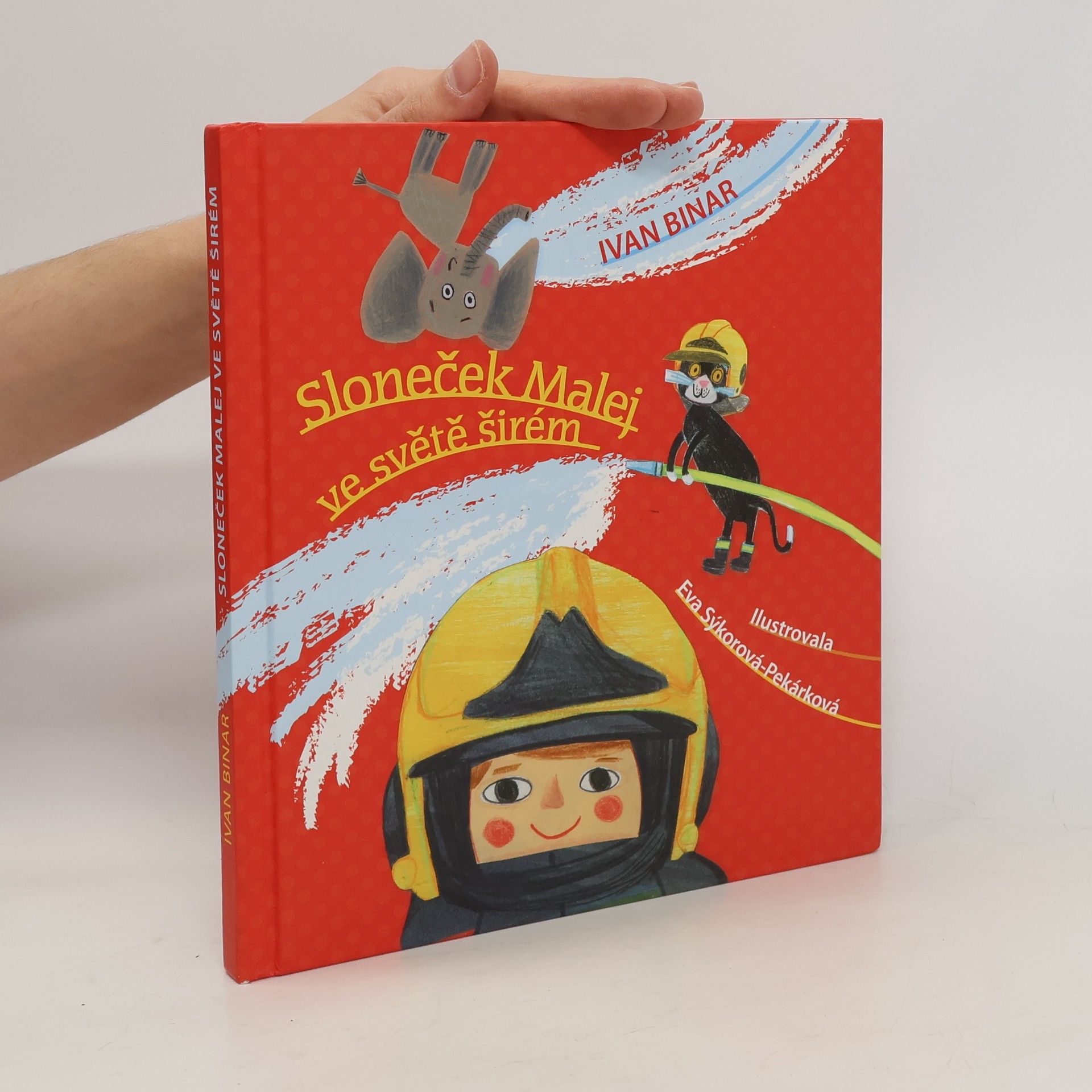 Sloneček Malej ve světě širém