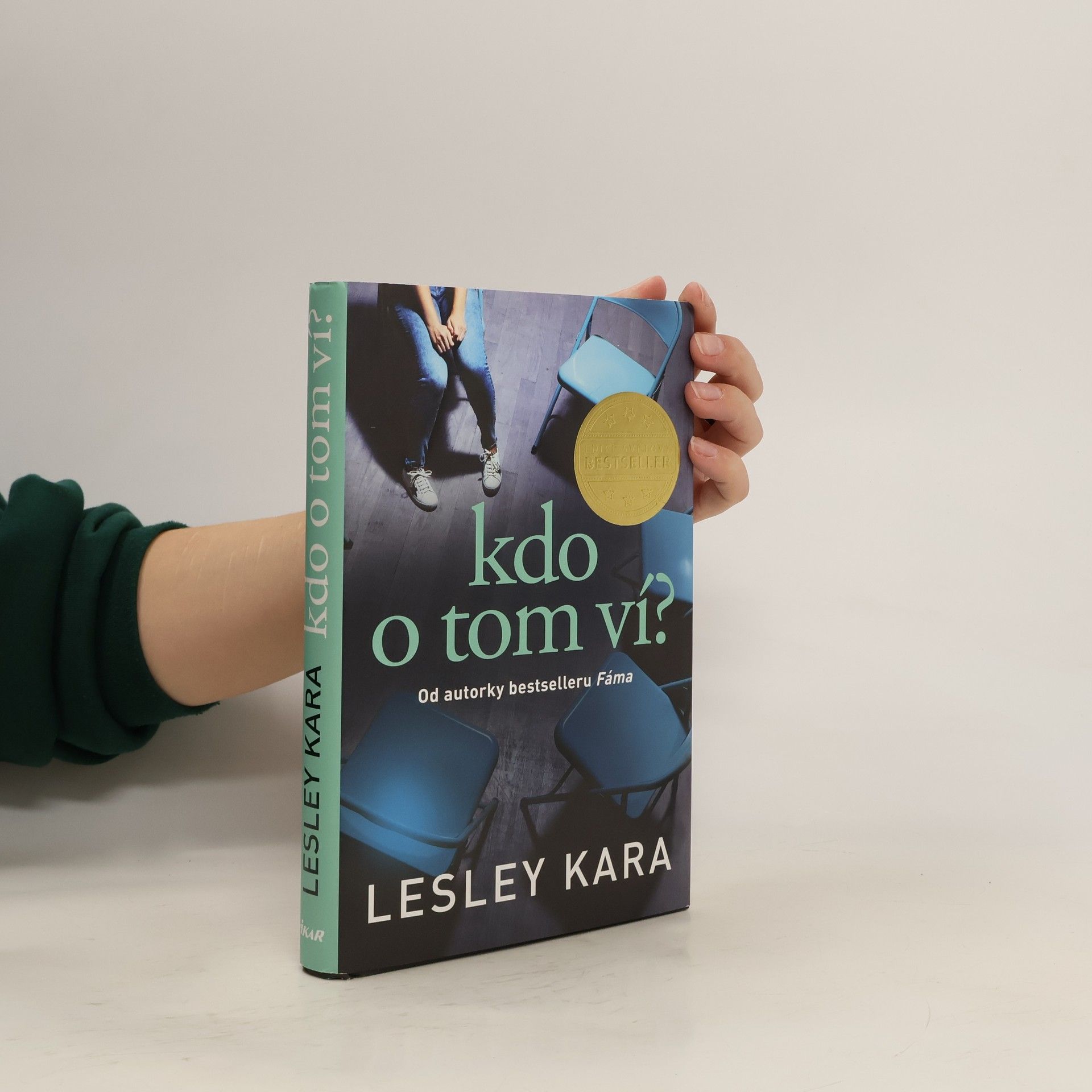 Lesley Kara Kdo o tom ví?