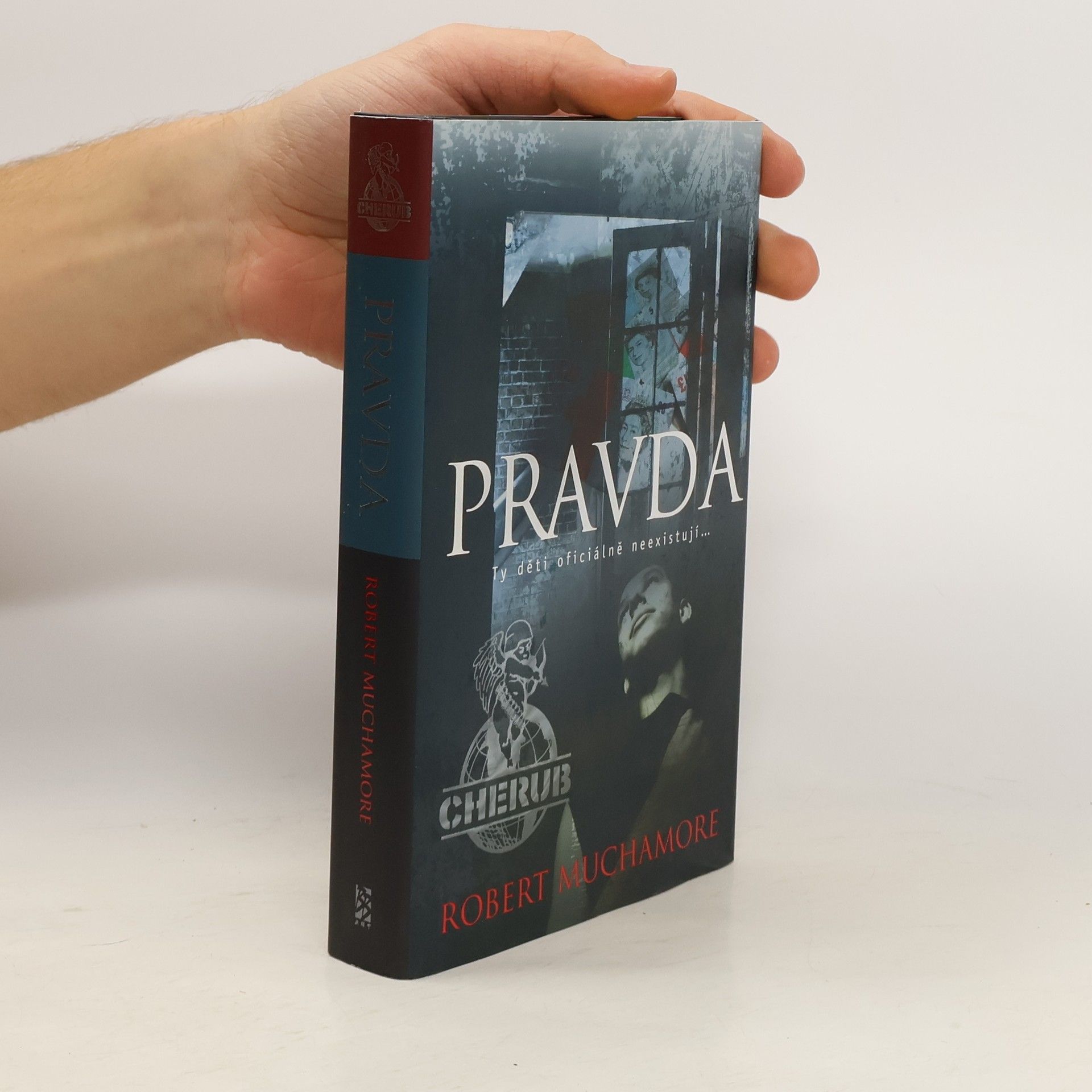 Robert Muchamore Pravda