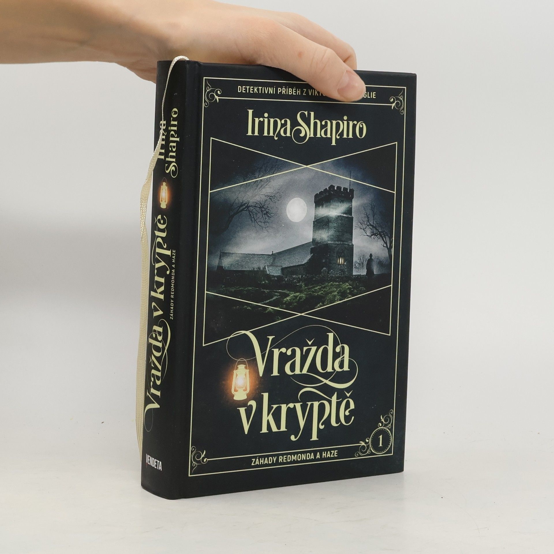 Vražda v kryptě : záhady Redmonda a Haze