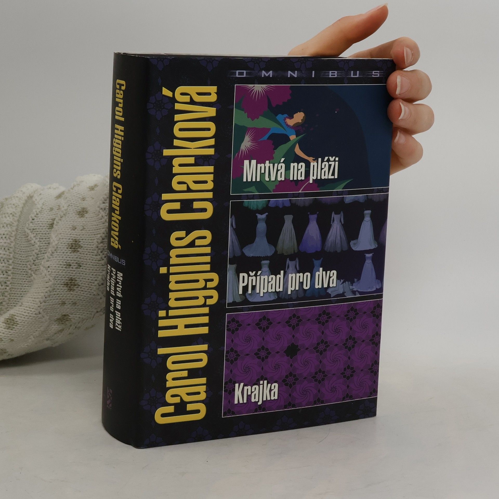 Carol Higgins Clark Mrtvá na pláži. Případ pro dva. Krajka.