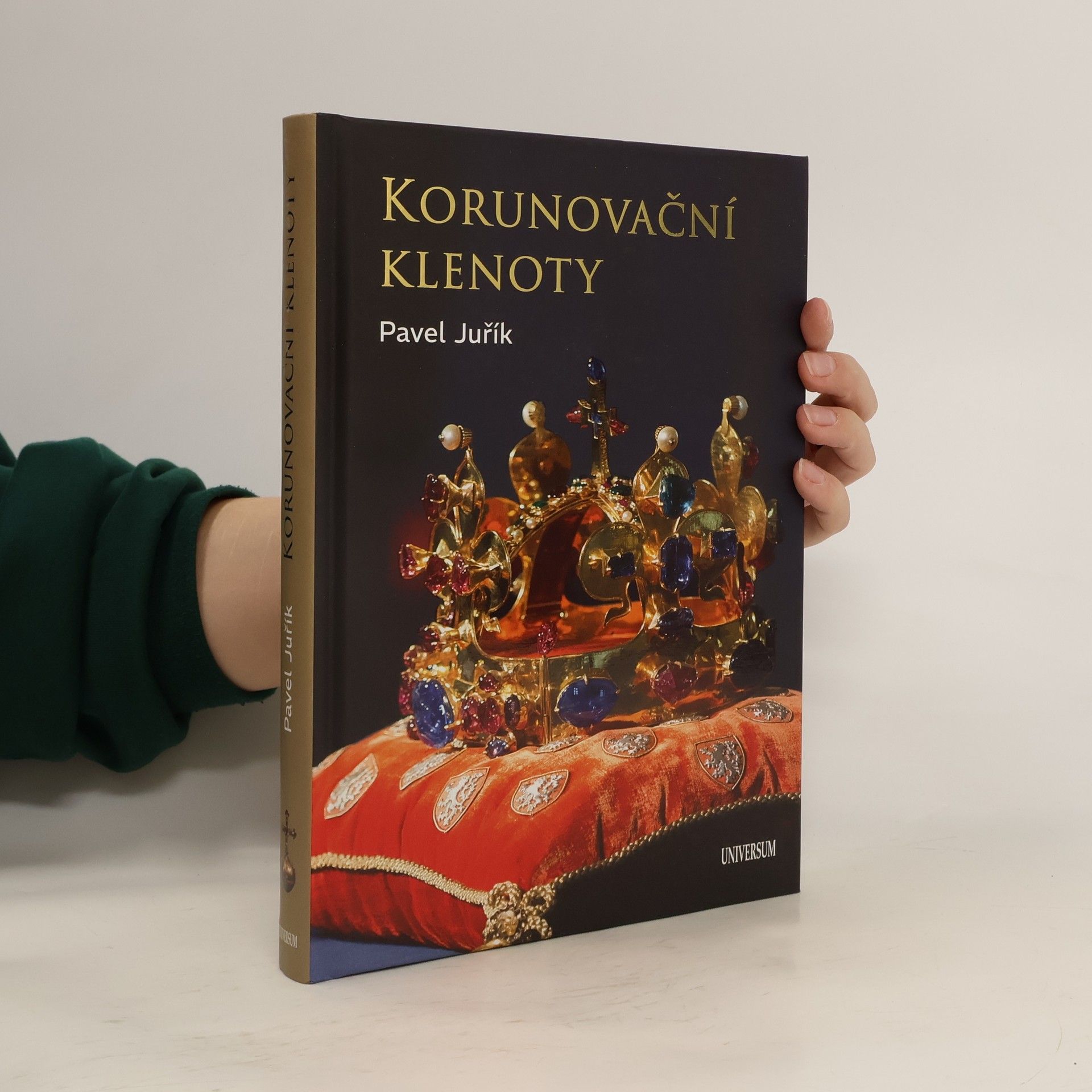 Pavel Juřík Korunovační klenoty