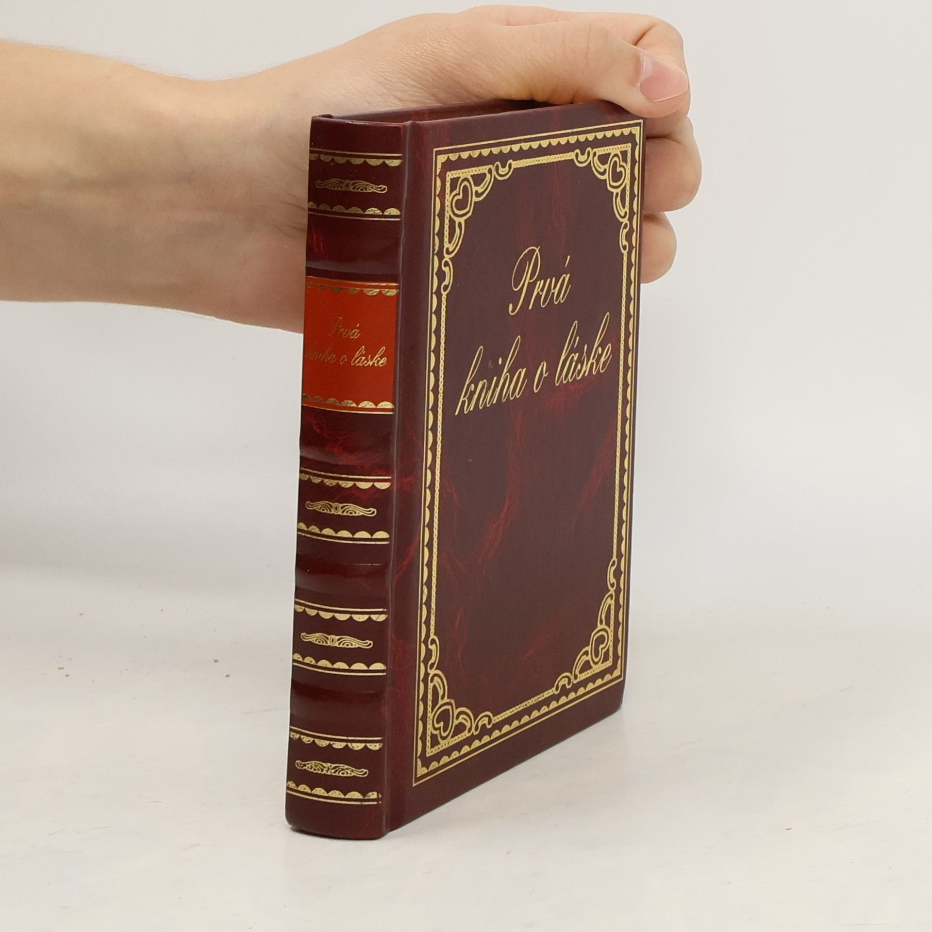 Lucia Jesenská Prvá kniha o láske