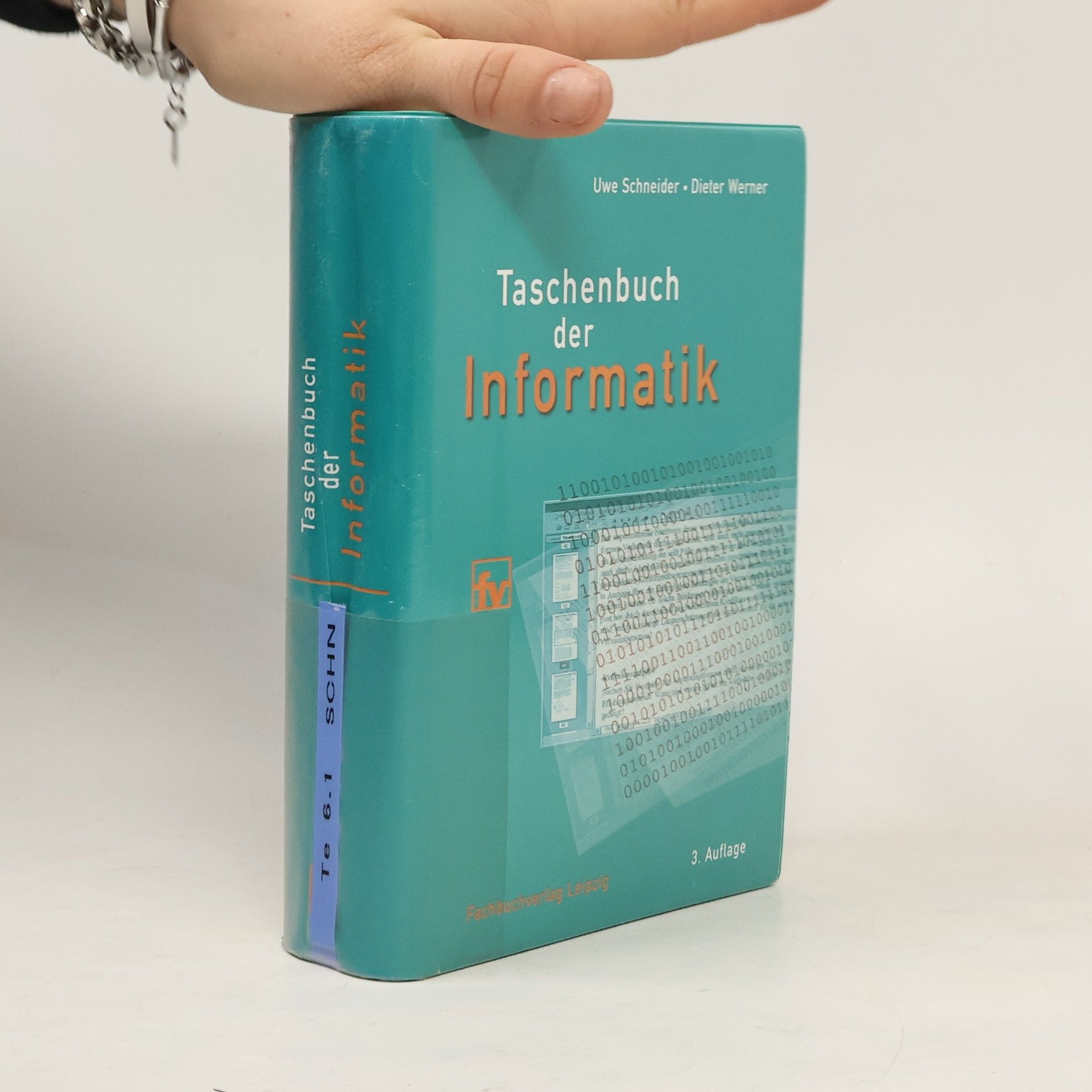 Taschenbuch der Informatik