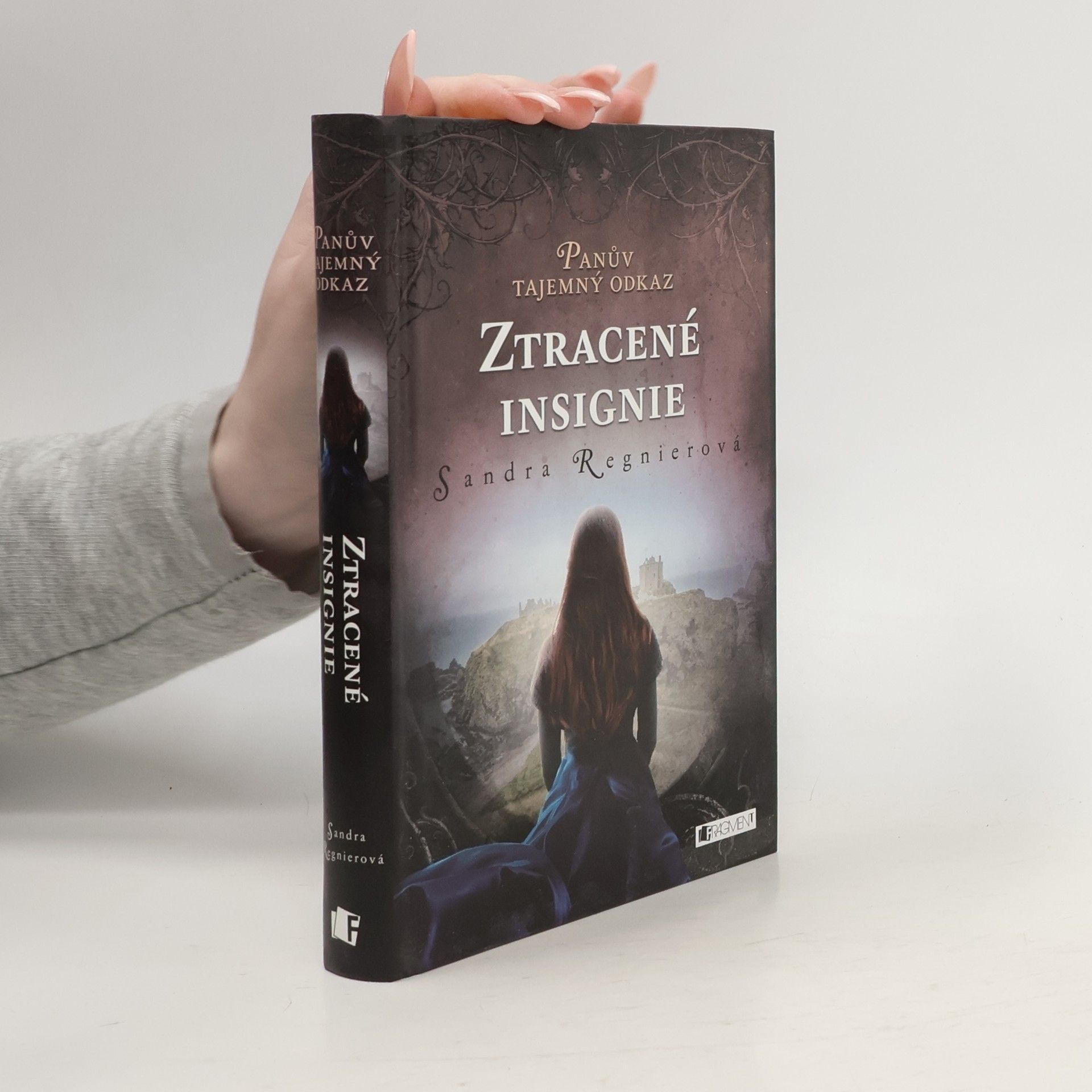 Sandra Regnier Ztracené insignie. Panův tajemný odkaz