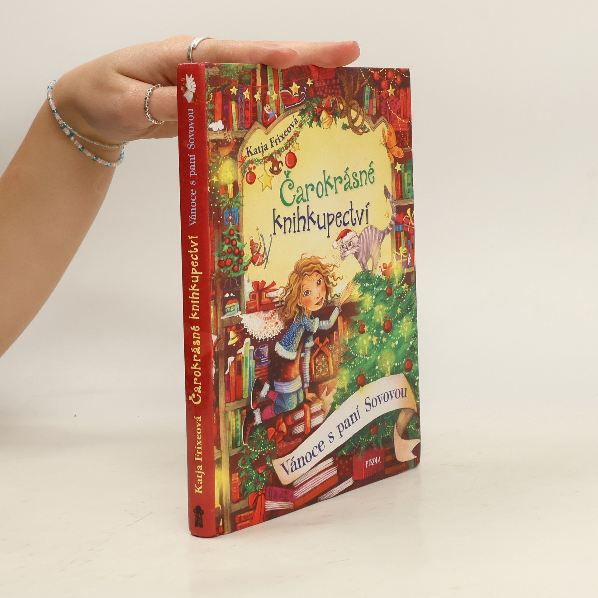 Katja Frixe Čarokrásné knihkupectví. Vánoce s paní Sovovou