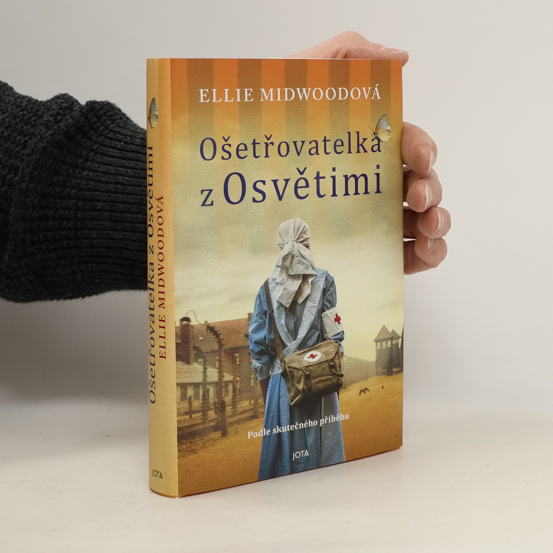 Ellie Midwood Ošetřovatelka z Osvětimi