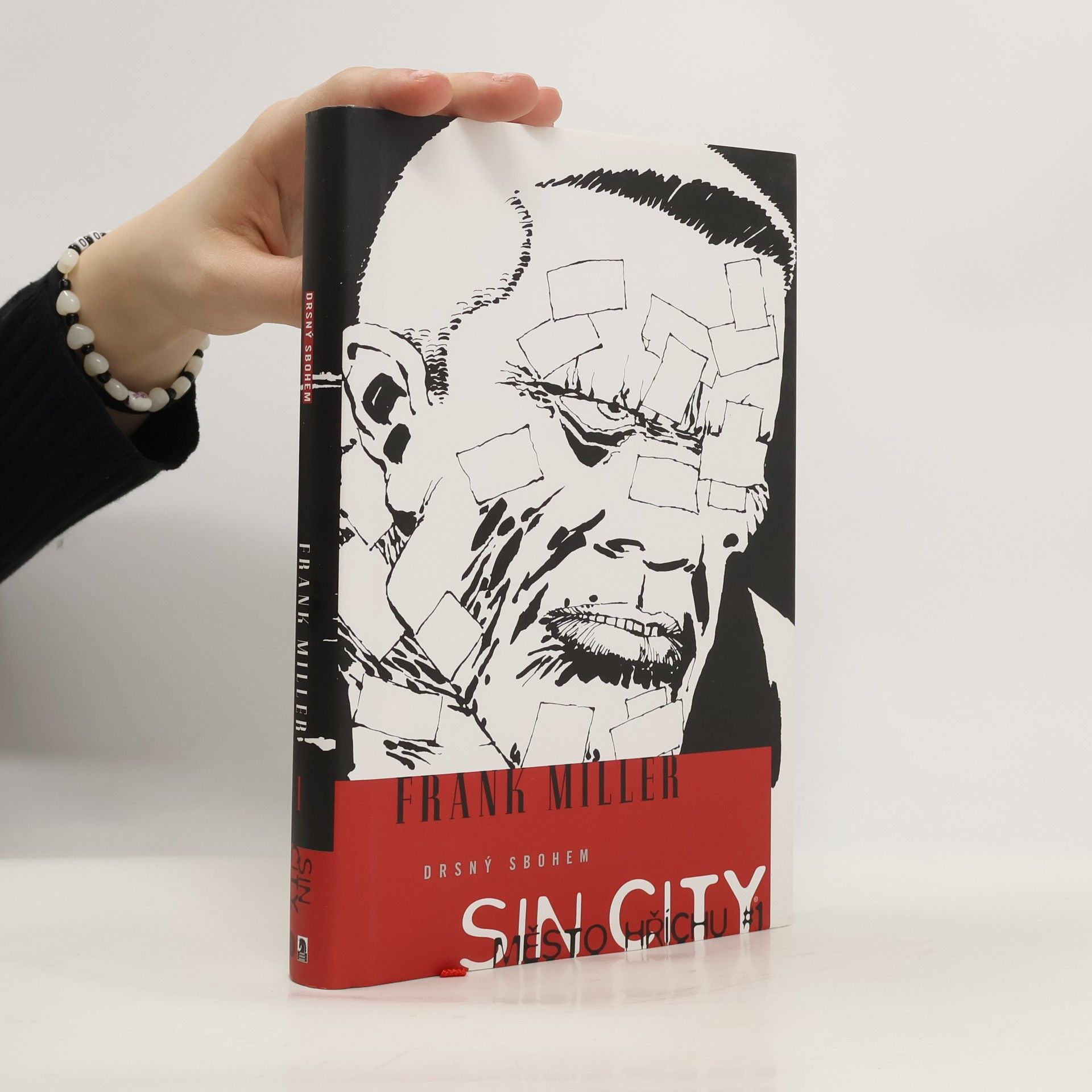 Frank Miller Sin City. Město hříchu 1. Drsný sbohem