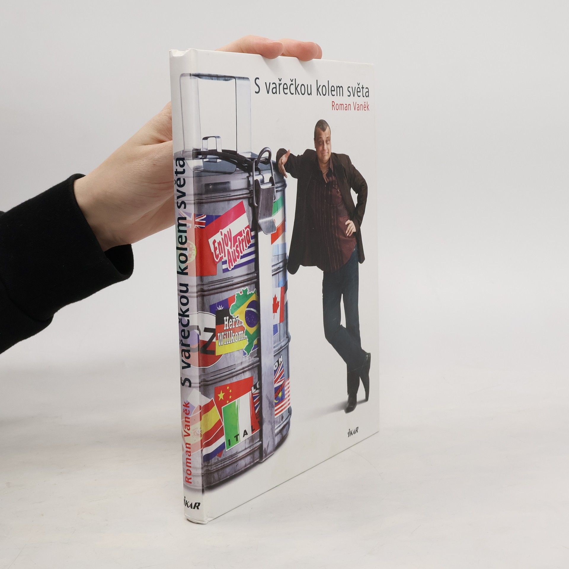 Roman Vaněk S vařečkou kolem světa