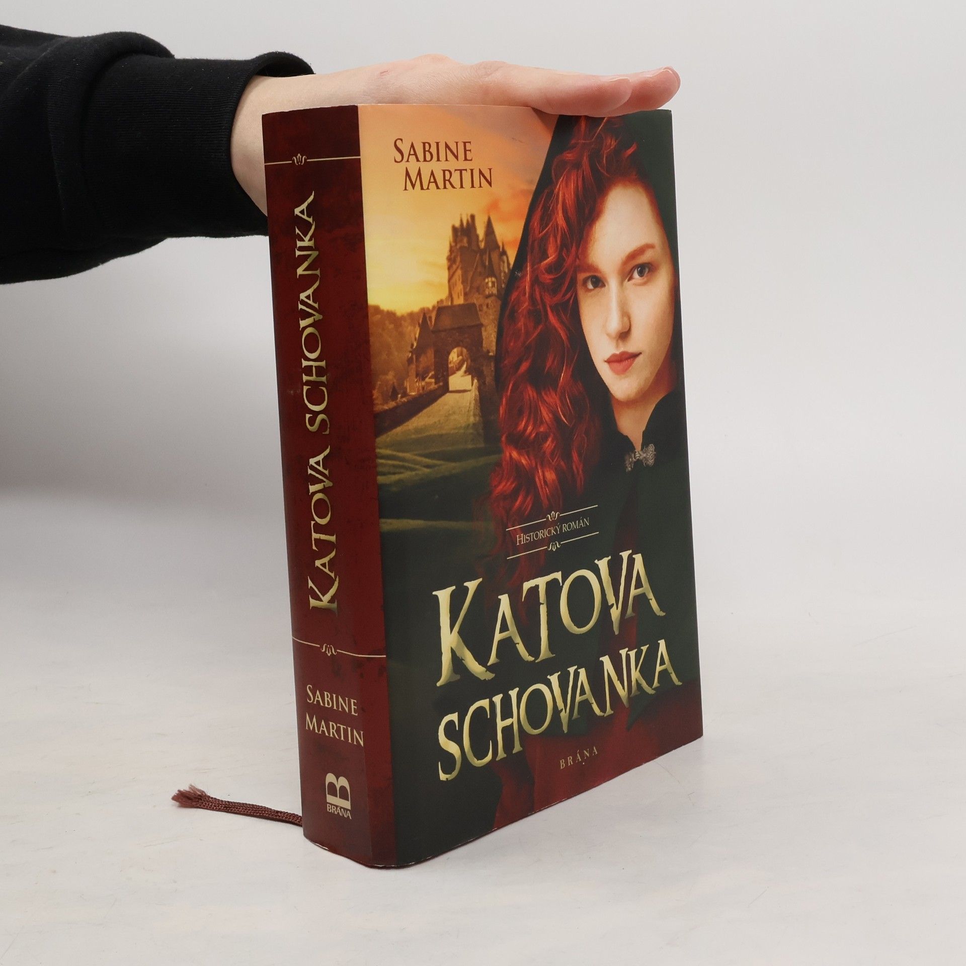 Sabine Martin Katova schovanka