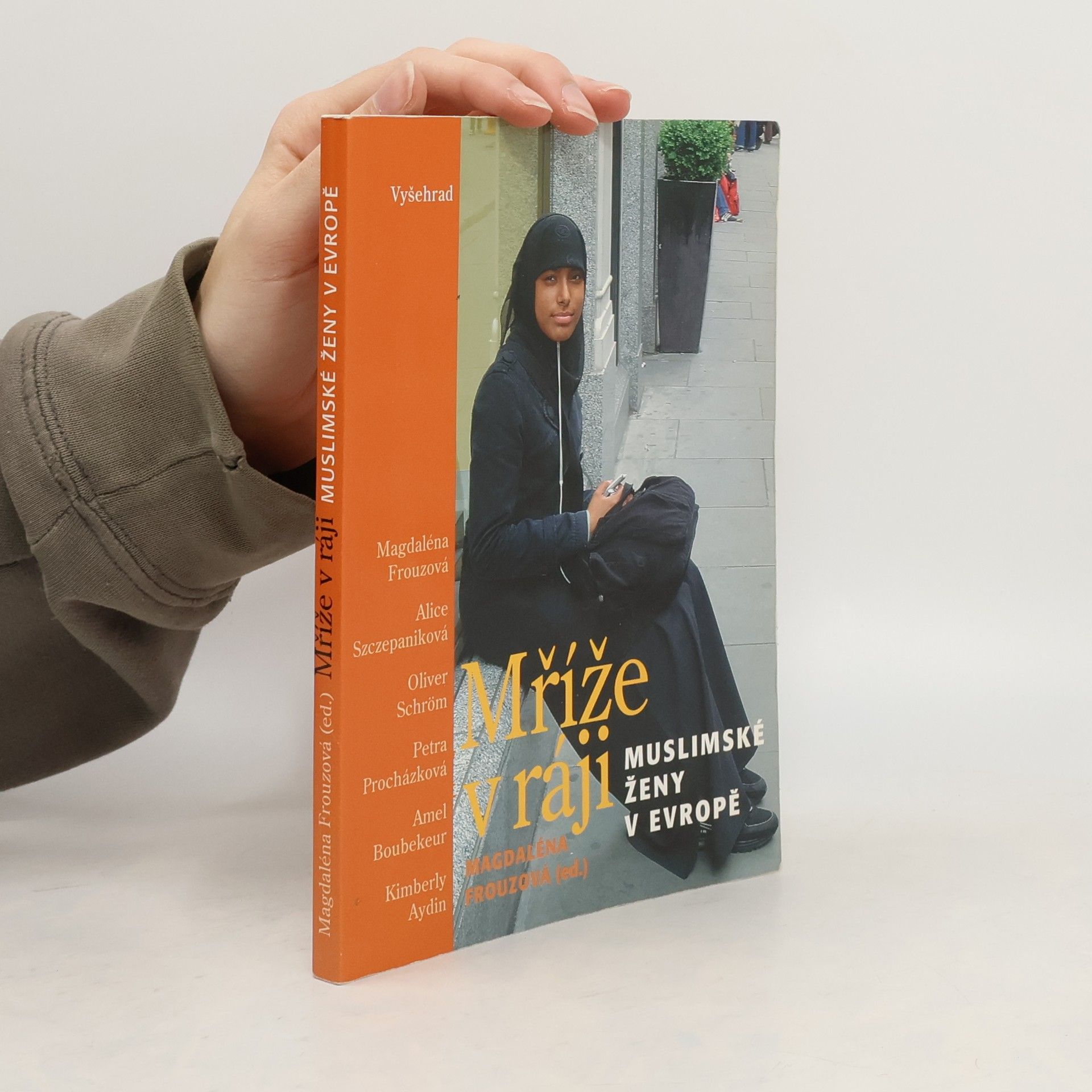 Magdaléna Frouzová Mříže v ráji