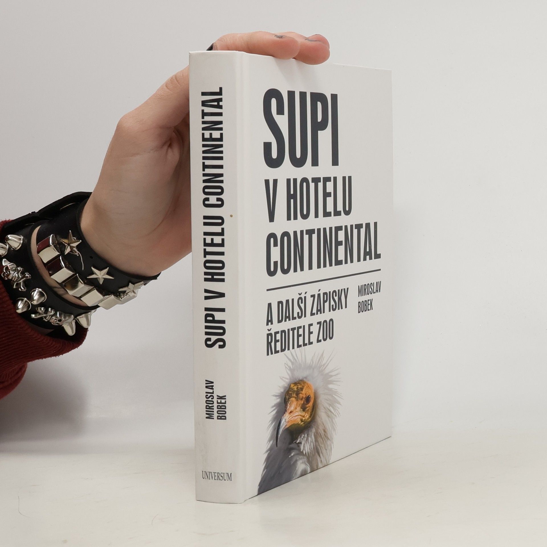 Miroslav Bobek Supi v hotelu Continental: A další zápisky ředitele zoo