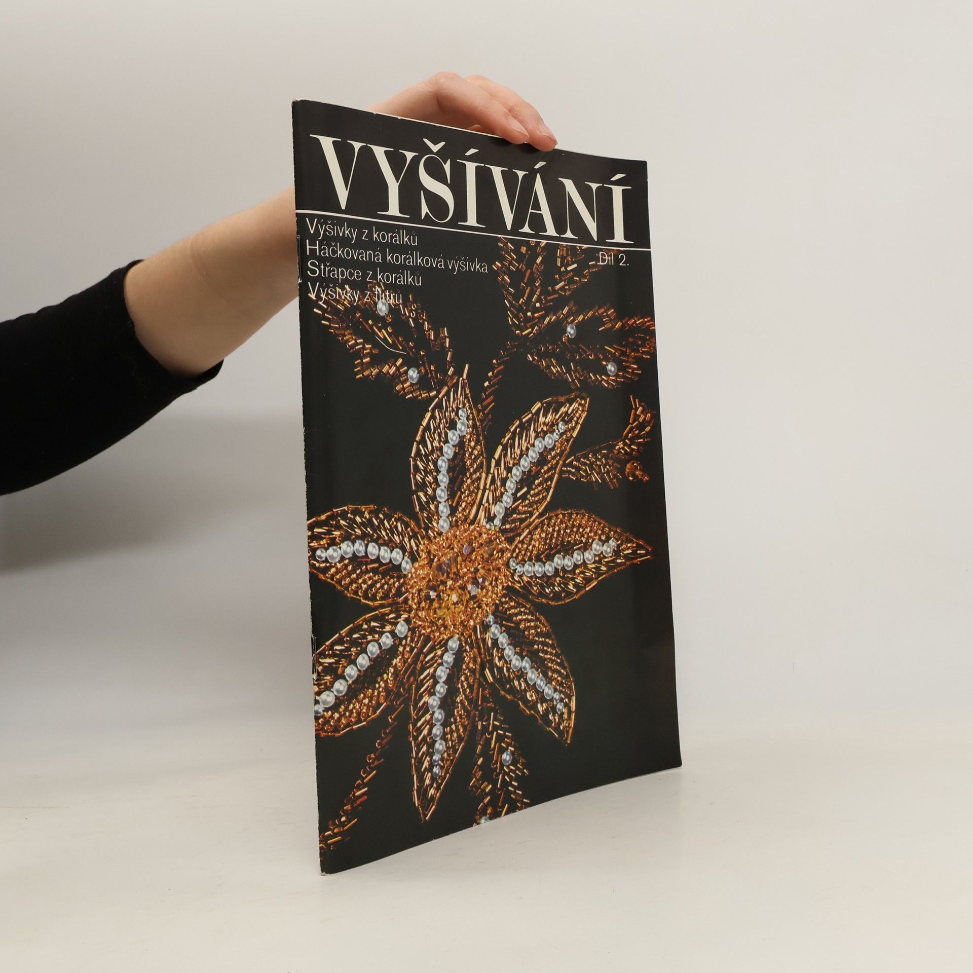 Kolektiv autorů Vyšívání Díl 2.