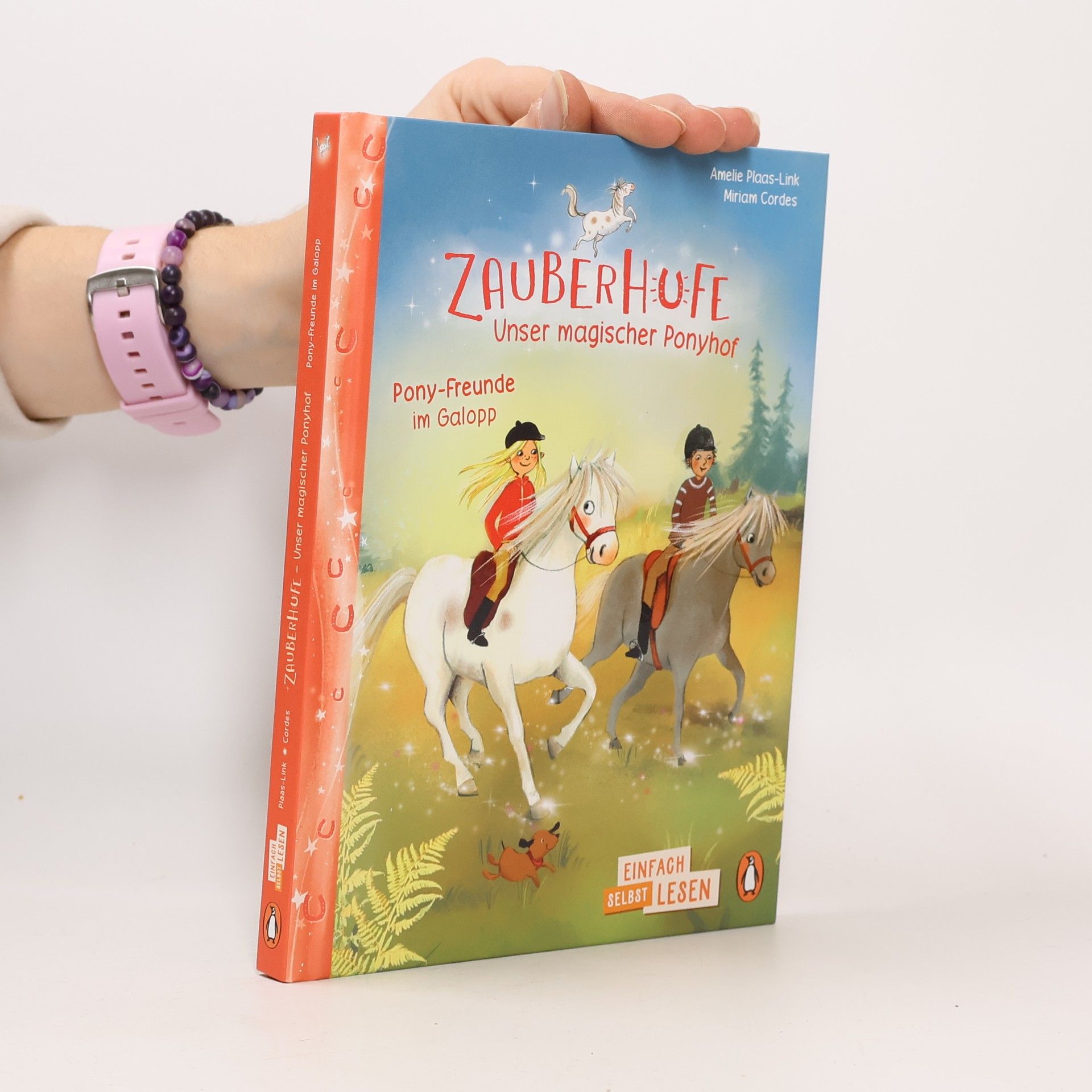 Penguin JUNIOR - Einfach selbst lesen: Zauberhufe - Unser magischer Ponyhof - Pony-Freunde im Galopp